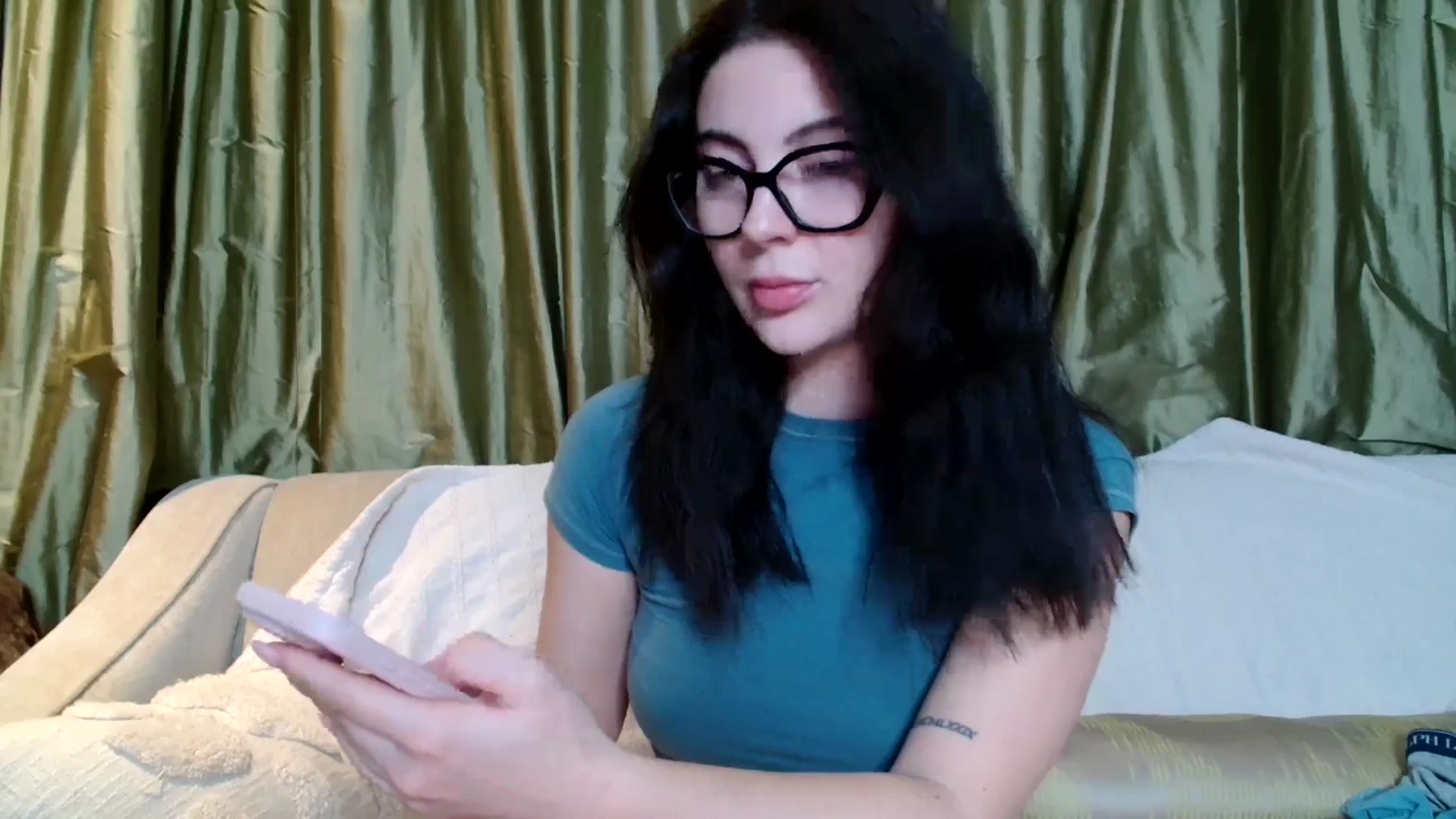 Gallery image thumbnail from CherryCake's myfreecams stream on, 01/14/2025, 19:36 image 10 of 20