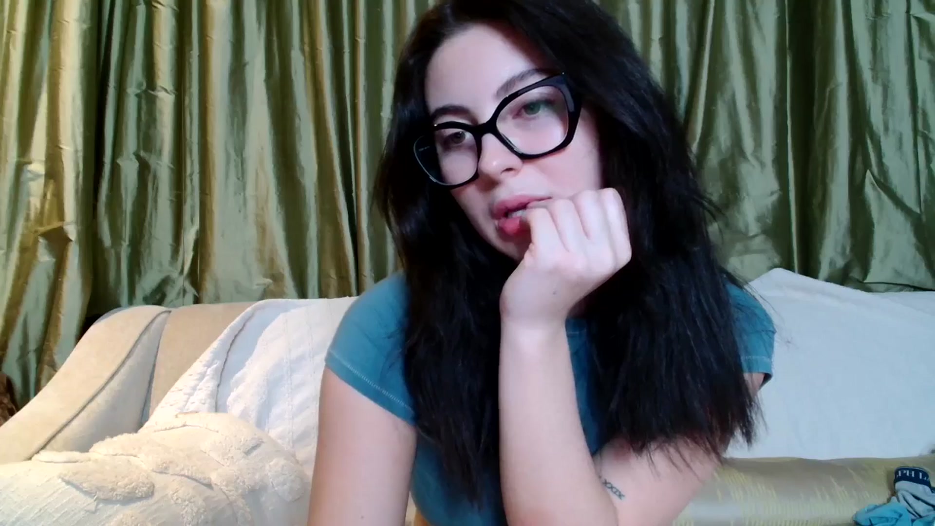 Gallery image thumbnail from CherryCake's myfreecams stream on, 01/14/2025, 19:36 image 13 of 20