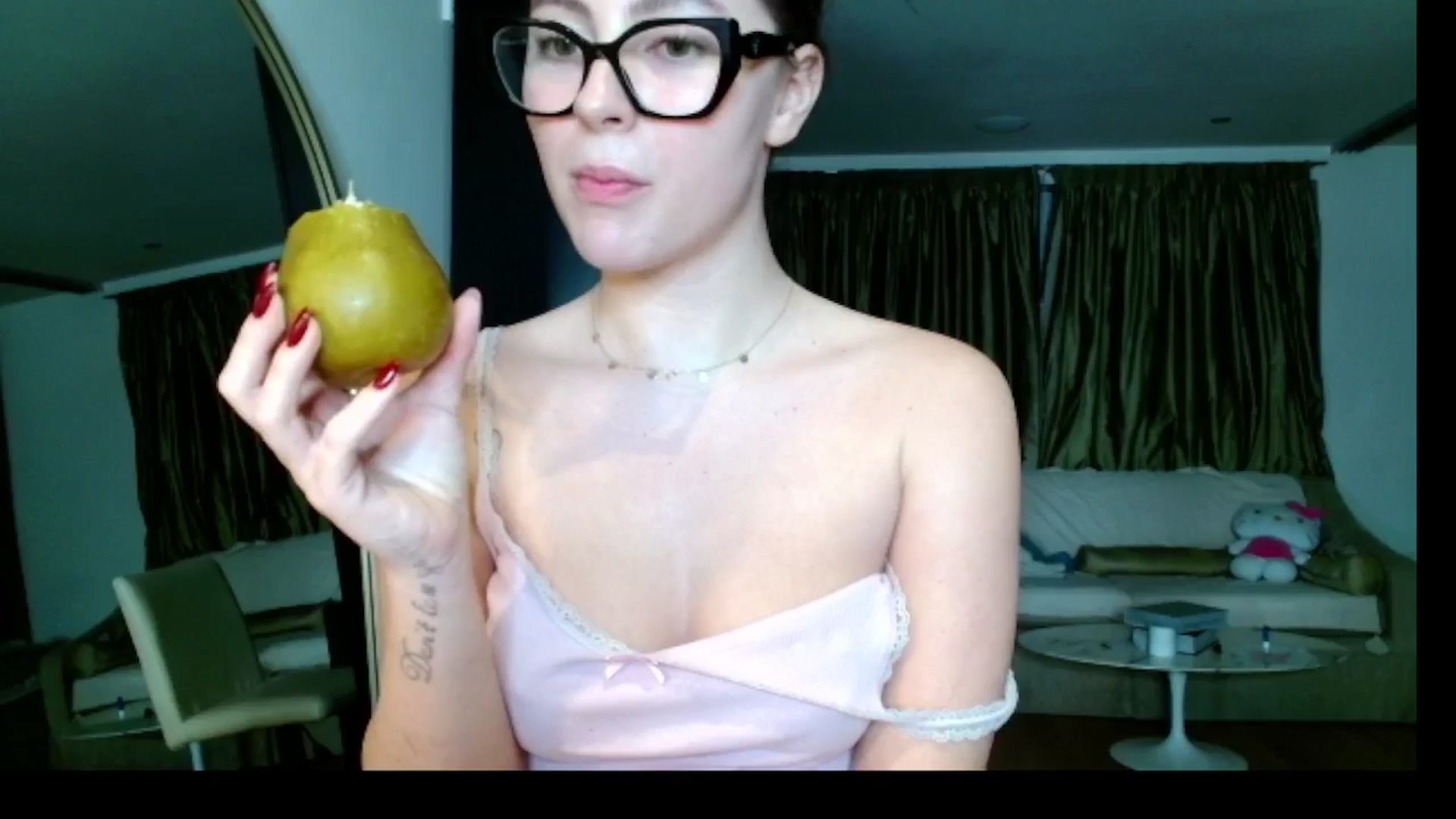 Gallery image thumbnail from CherryCake's myfreecams stream on, 01/18/2025, 17:56 image 8 of 20