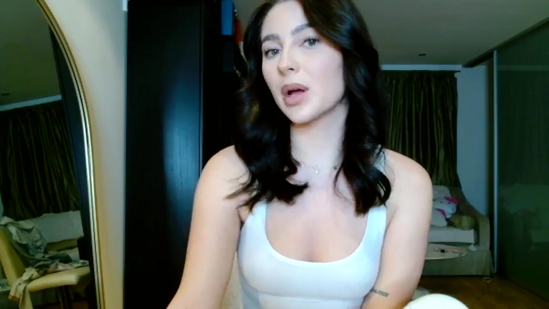 Gallery image thumbnail from CherryCake's myfreecams stream on, 01/20/2025, 18:46 image 2 of 20