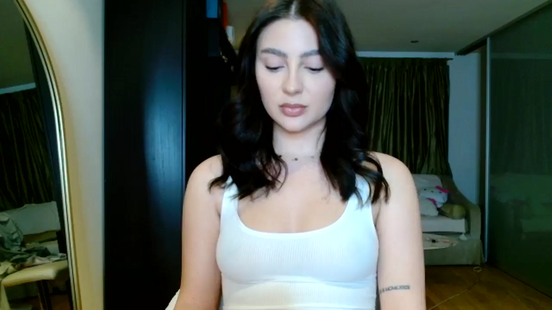 Gallery image thumbnail from CherryCake's myfreecams stream on, 01/20/2025, 18:46 image 16 of 20