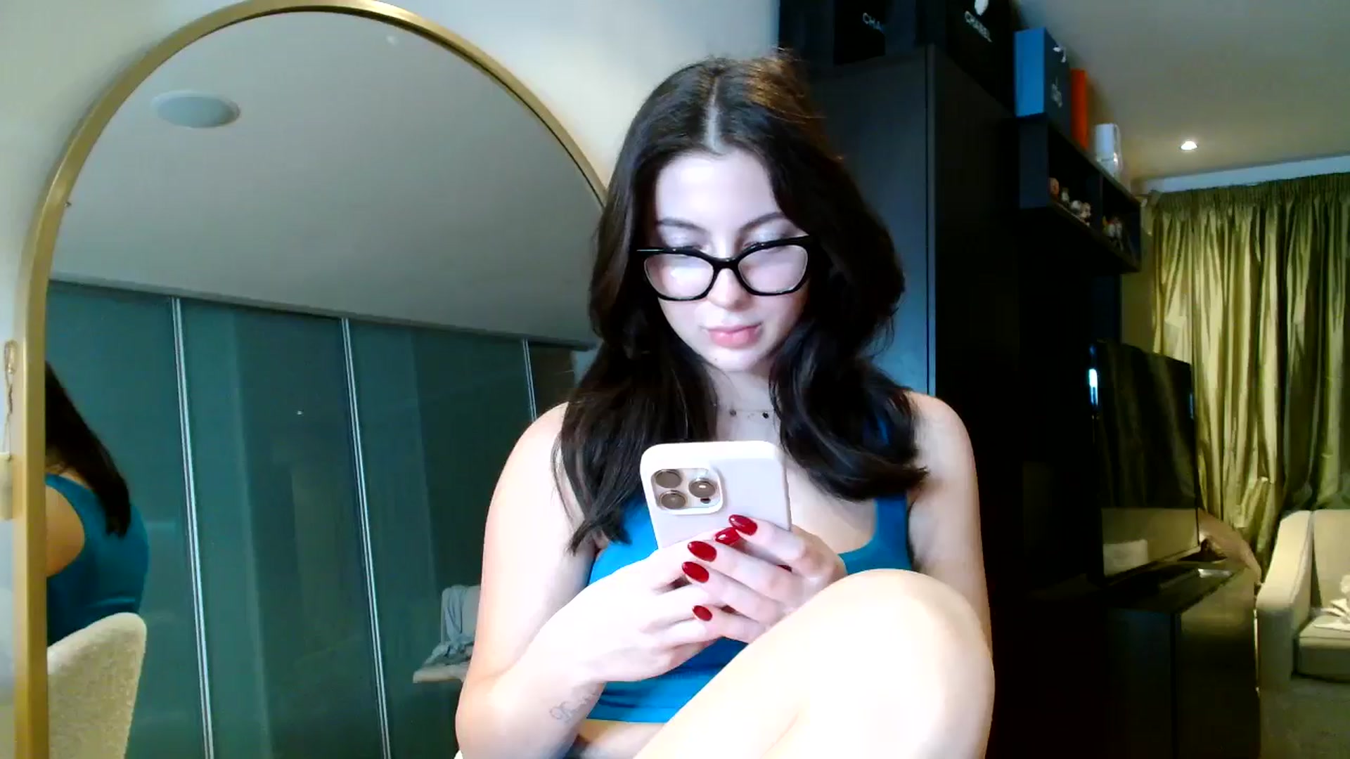 Gallery image thumbnail from CherryCake's myfreecams stream on, 01/21/2025, 18:56 image 19 of 20