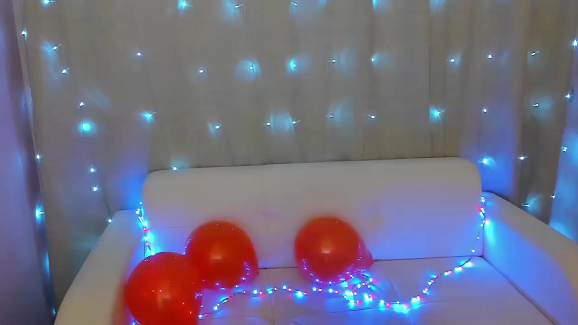 Gallery image thumbnail from CherryChristy's myfreecams stream on, 12/26/2022, 24:02 image 13 of 20