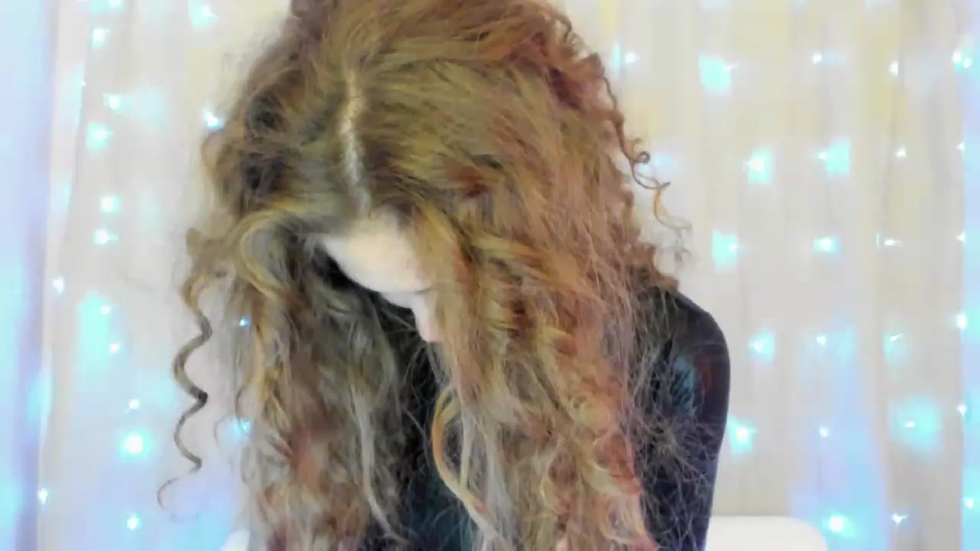 Gallery image thumbnail from CherryChristy's myfreecams stream on, 12/26/2022, 24:02 image 16 of 20