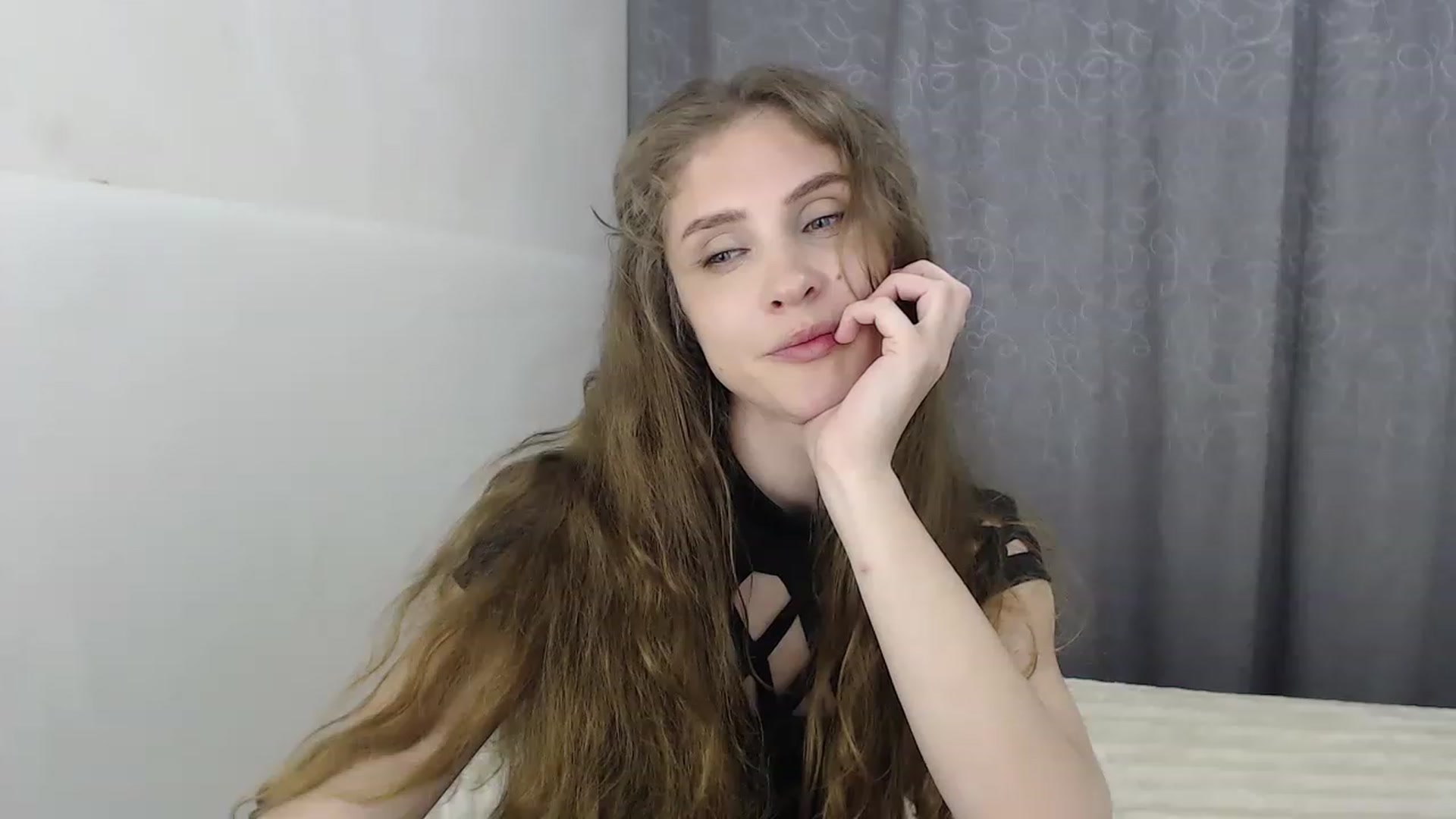 Gallery image thumbnail from CherryChristy's myfreecams stream on, 04/18/2023, 24:00 image 11 of 20