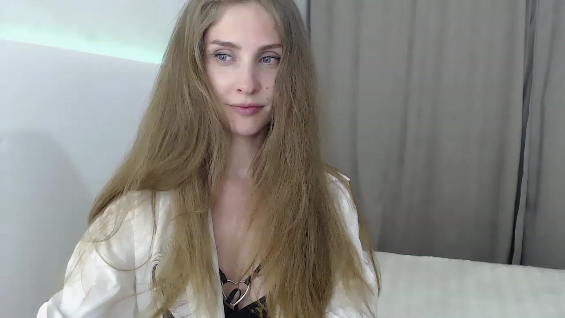 Gallery image thumbnail from CherryChristy's myfreecams stream on, 06/13/2023, 24:59 image 10 of 20