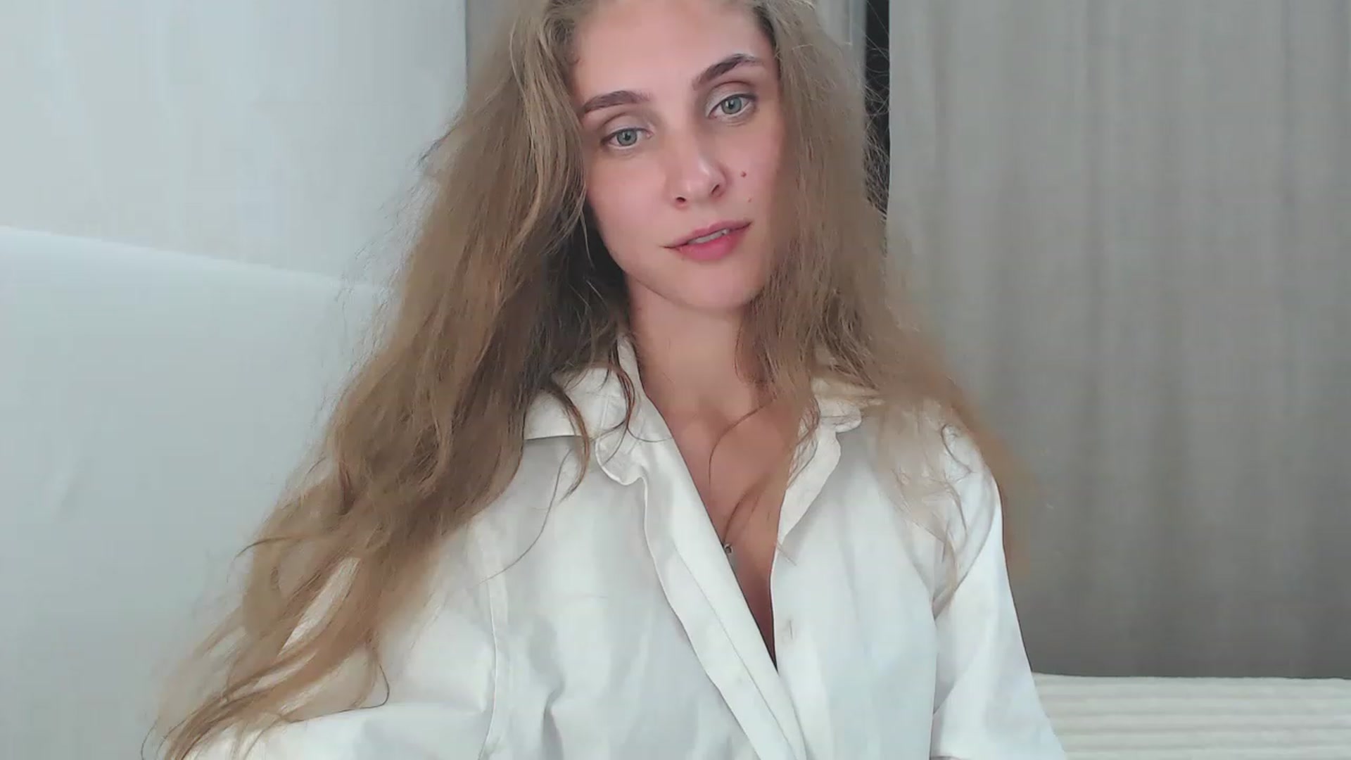 Gallery image thumbnail from CherryChristy's myfreecams stream on, 08/27/2023, 01:02 image 13 of 20