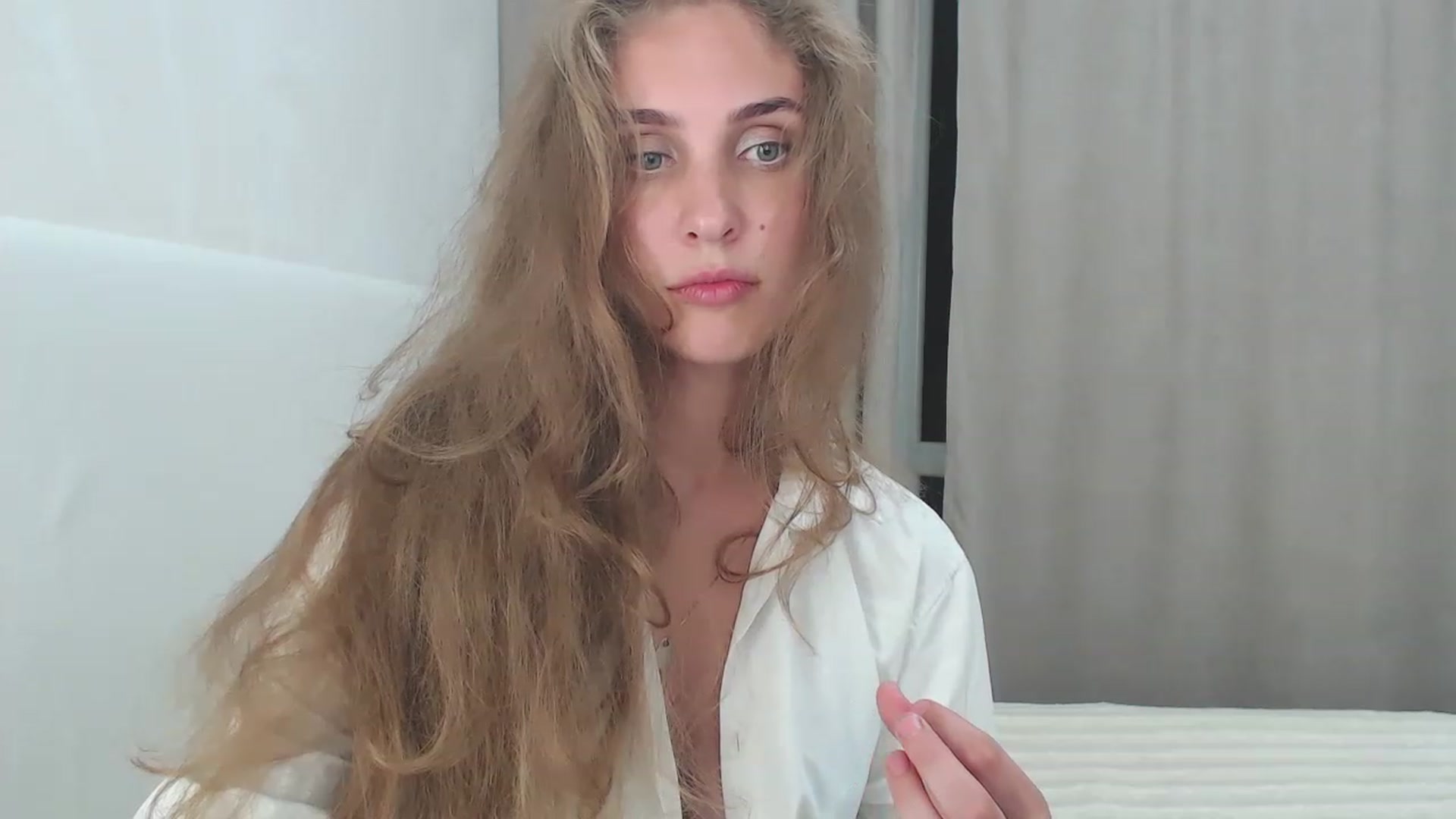 Gallery image thumbnail from CherryChristy's myfreecams stream on, 08/27/2023, 01:02 image 7 of 20