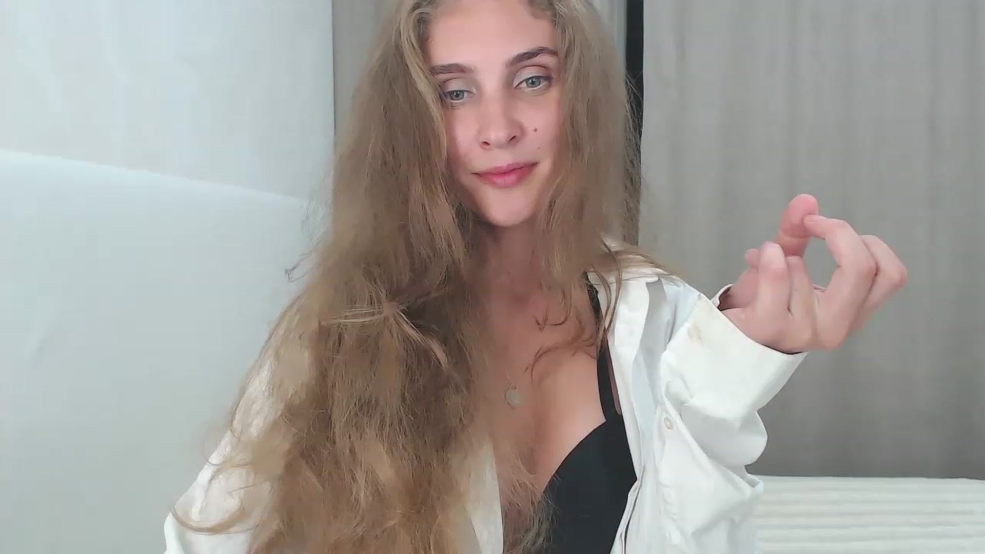 Gallery image thumbnail from CherryChristy's myfreecams stream on, 08/27/2023, 01:02 image 10 of 20