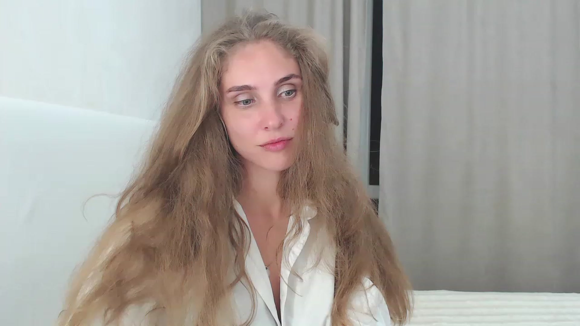 Gallery image thumbnail from CherryChristy's myfreecams stream on, 08/27/2023, 01:02 image 18 of 20