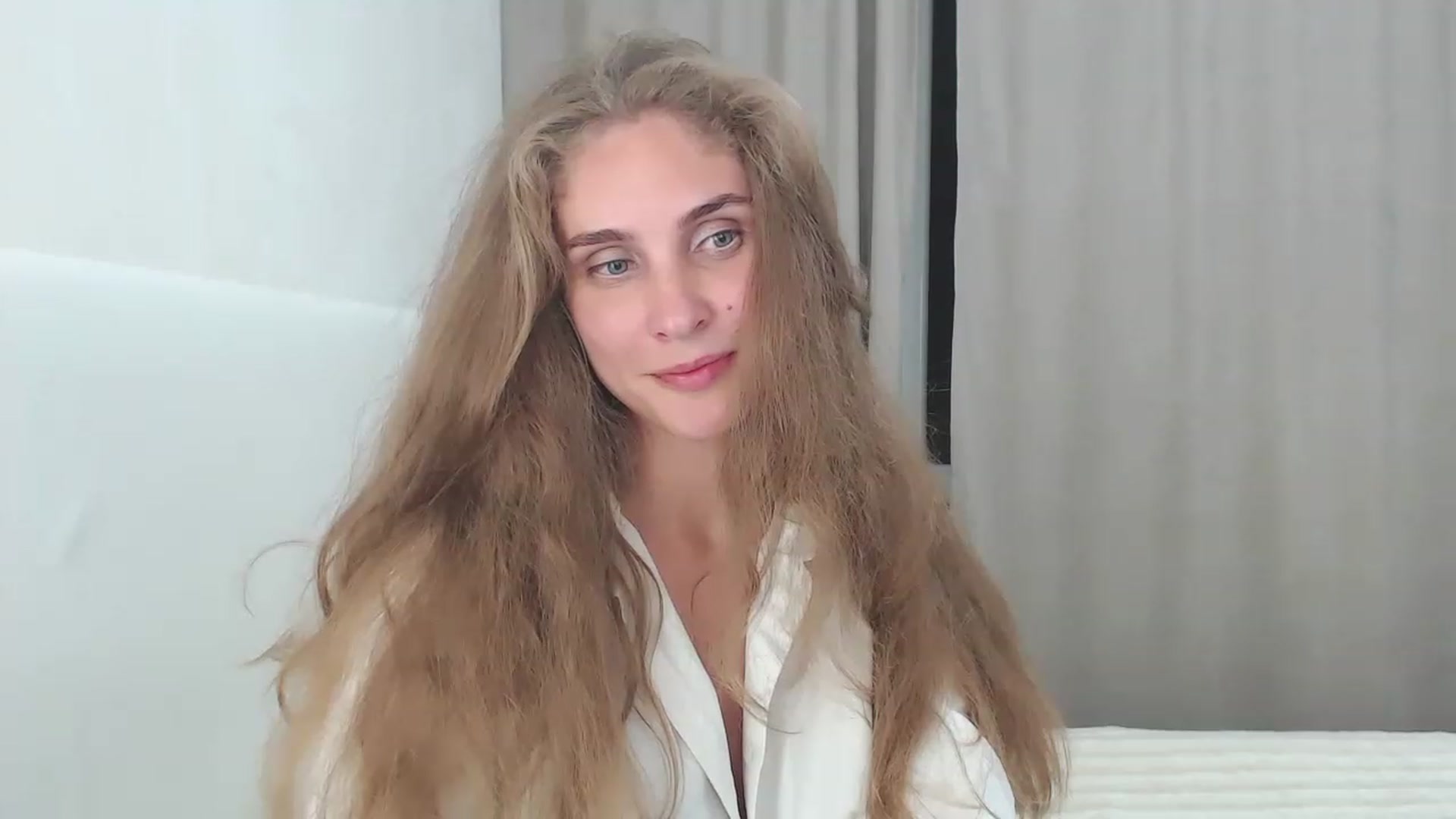Gallery image thumbnail from CherryChristy's myfreecams stream on, 08/27/2023, 01:02 image 19 of 20