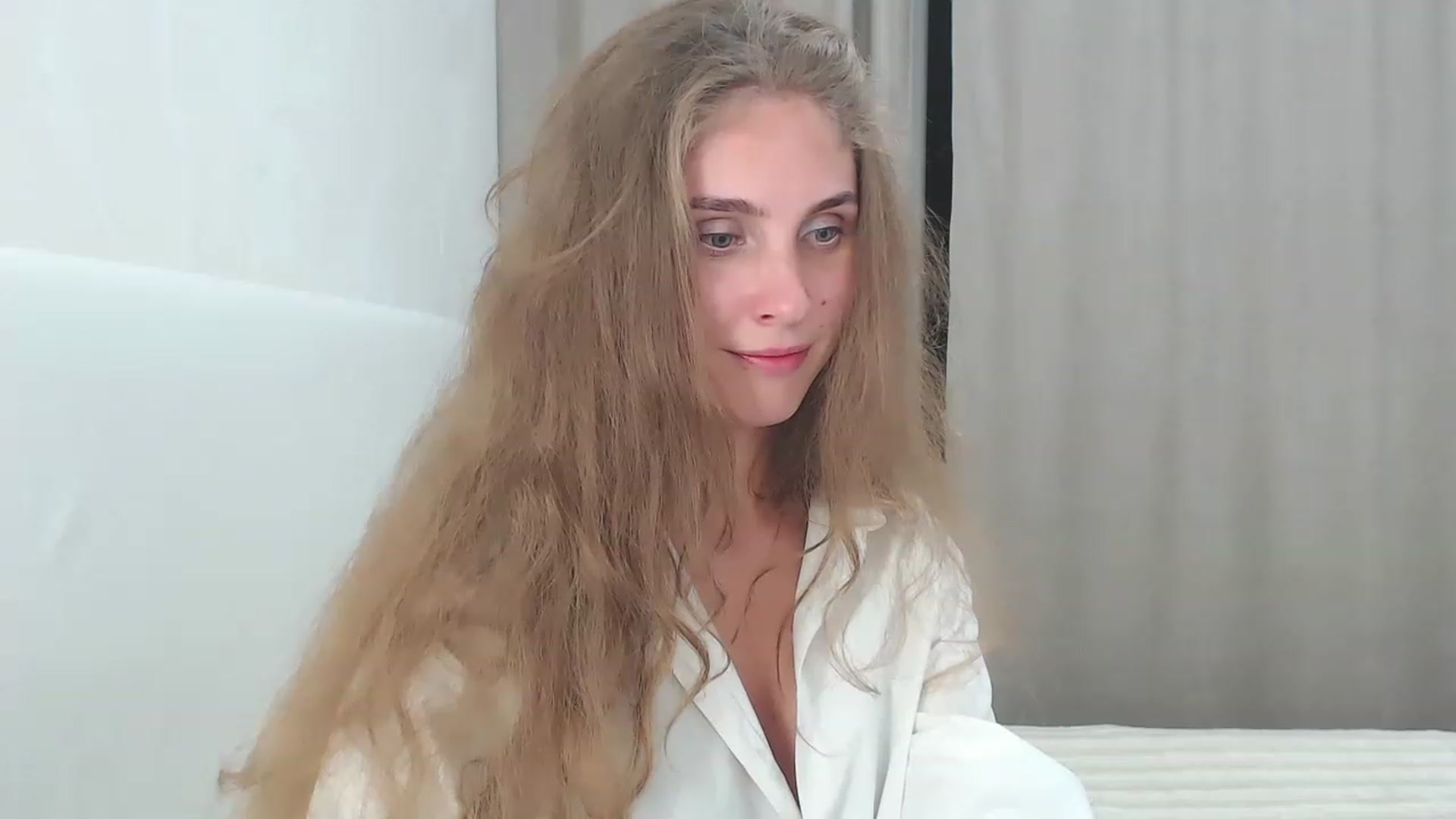 Gallery image thumbnail from CherryChristy's myfreecams stream on, 08/27/2023, 01:02 image 17 of 20
