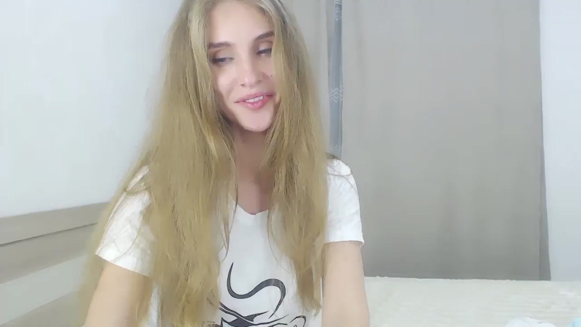 Gallery image thumbnail from CherryChristy's myfreecams stream on, 10/23/2023, 24:29 image 16 of 20