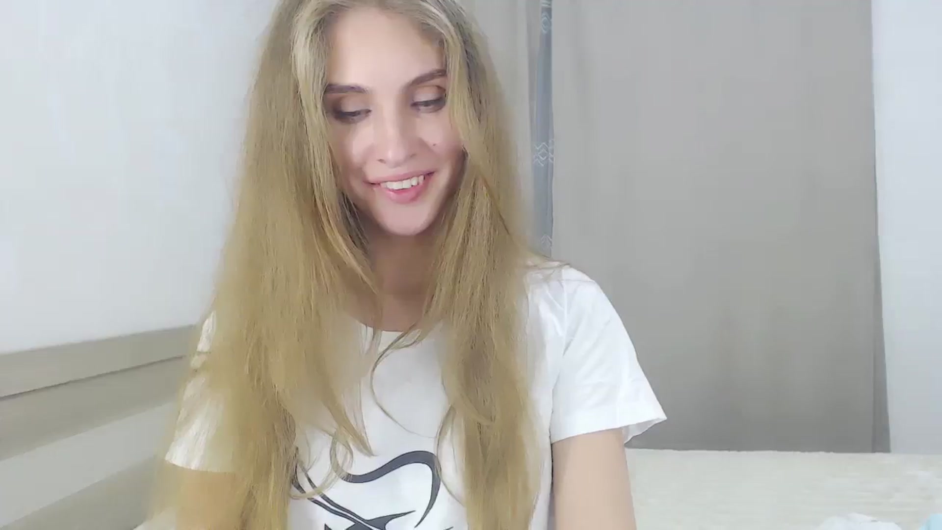 Gallery image thumbnail from CherryChristy's myfreecams stream on, 10/23/2023, 24:29 image 6 of 20