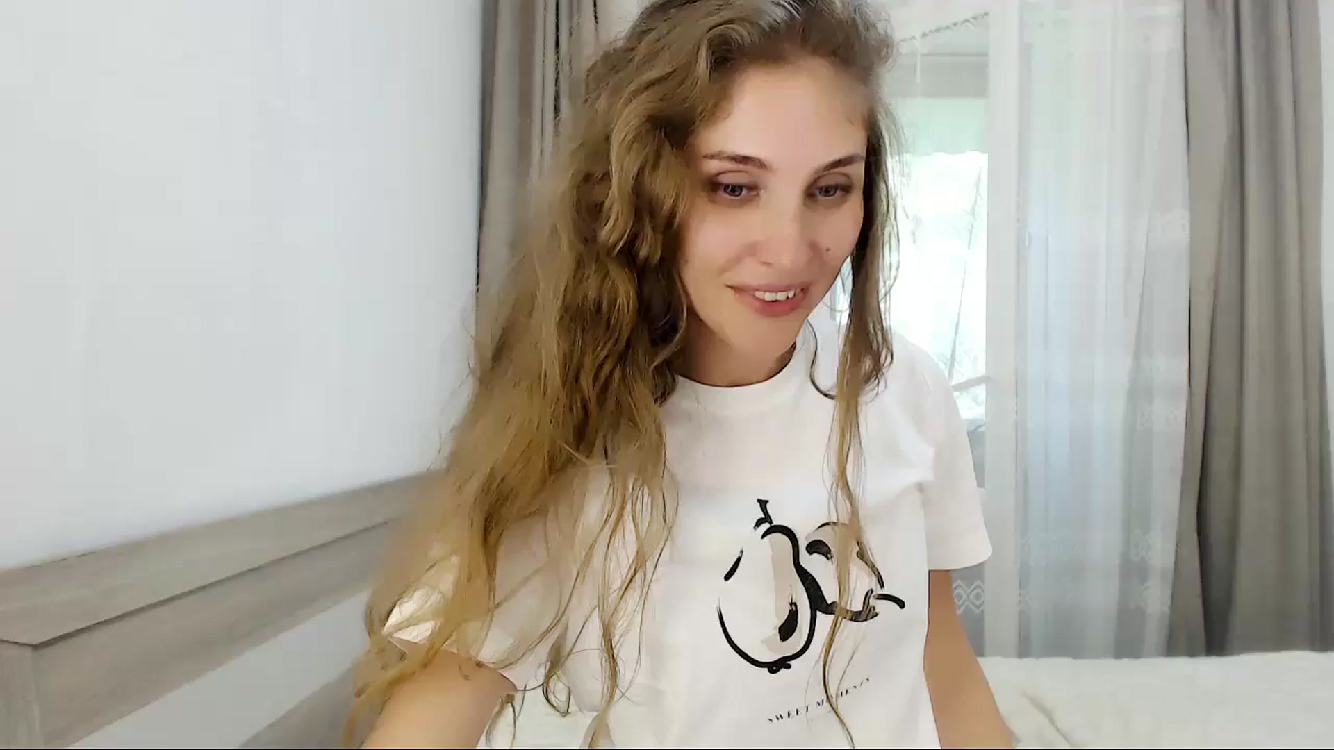 Gallery image thumbnail from CherryChristy's myfreecams stream on, 07/21/2024, 11:11 image 12 of 20