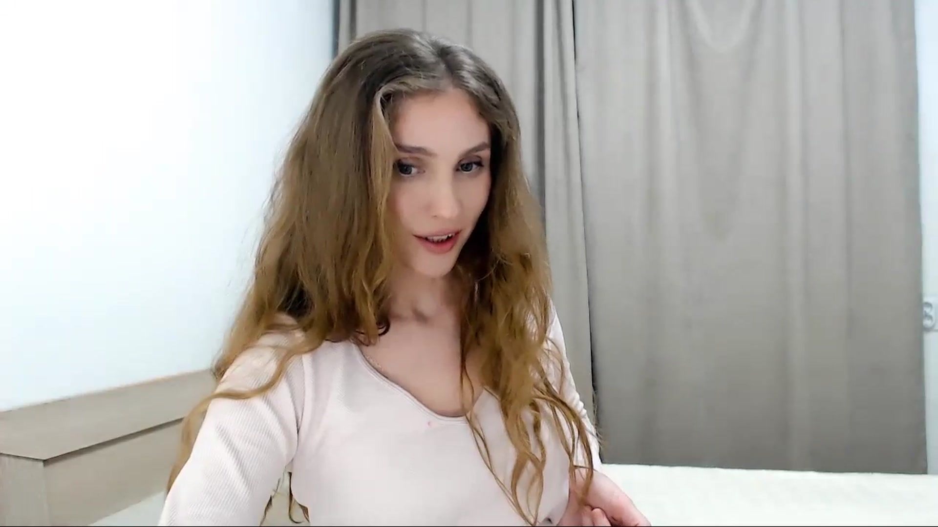 Gallery image thumbnail from CherryChristy's myfreecams stream on, 04/16/2025, 23:12 image 18 of 20