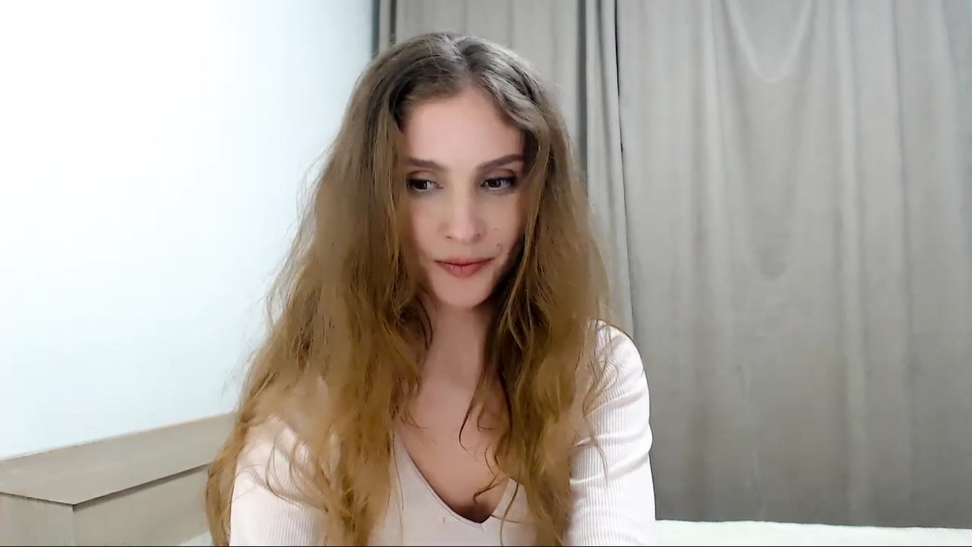 Gallery image thumbnail from CherryChristy's myfreecams stream on, 04/17/2025, 24:14 image 7 of 20
