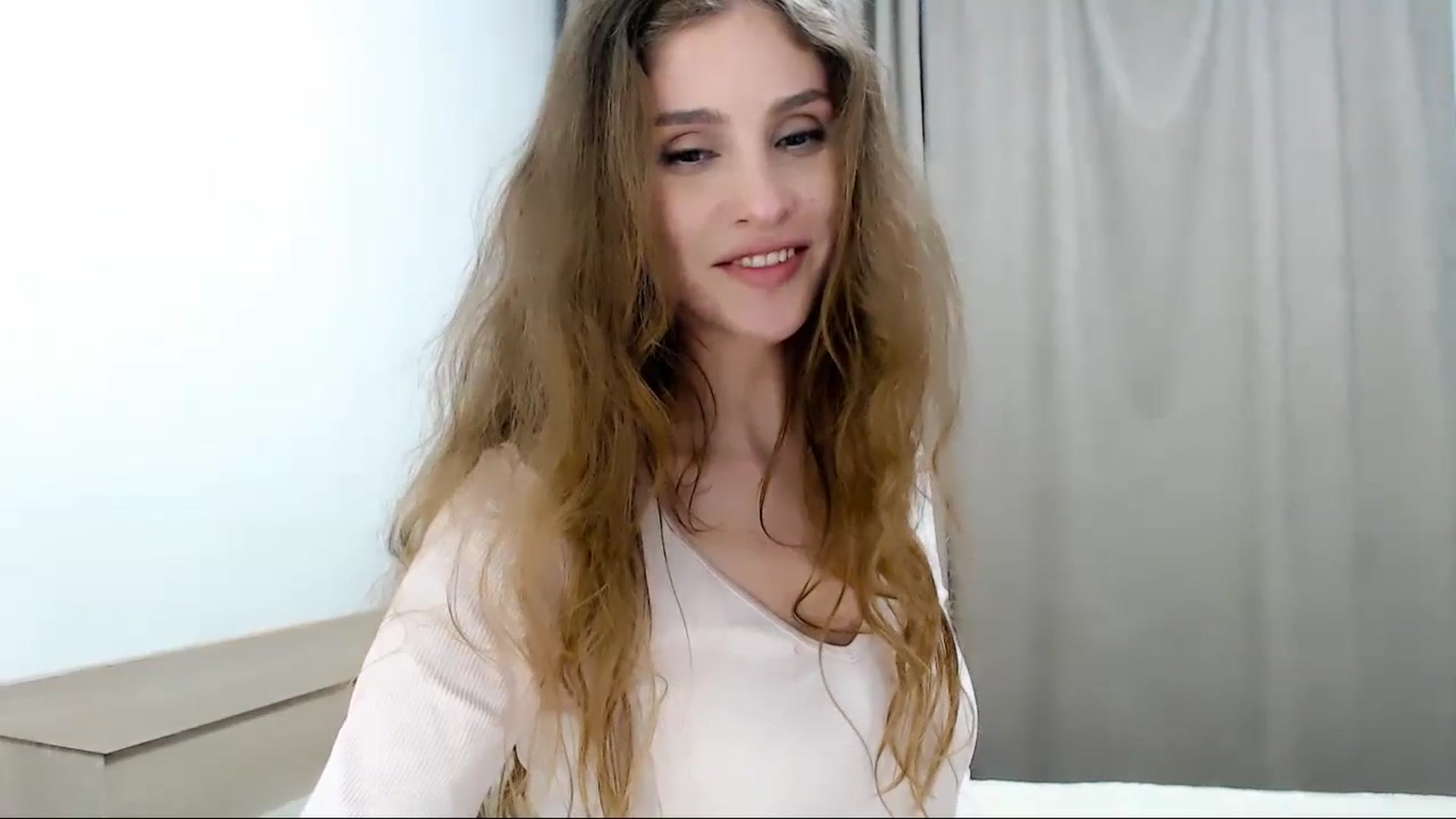 Gallery image thumbnail from CherryChristy's myfreecams stream on, 04/17/2025, 24:14 image 5 of 20