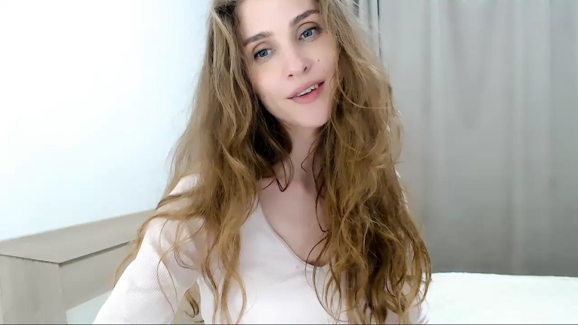 Gallery image thumbnail from CherryChristy's myfreecams stream on, 04/17/2025, 03:11 image 10 of 20