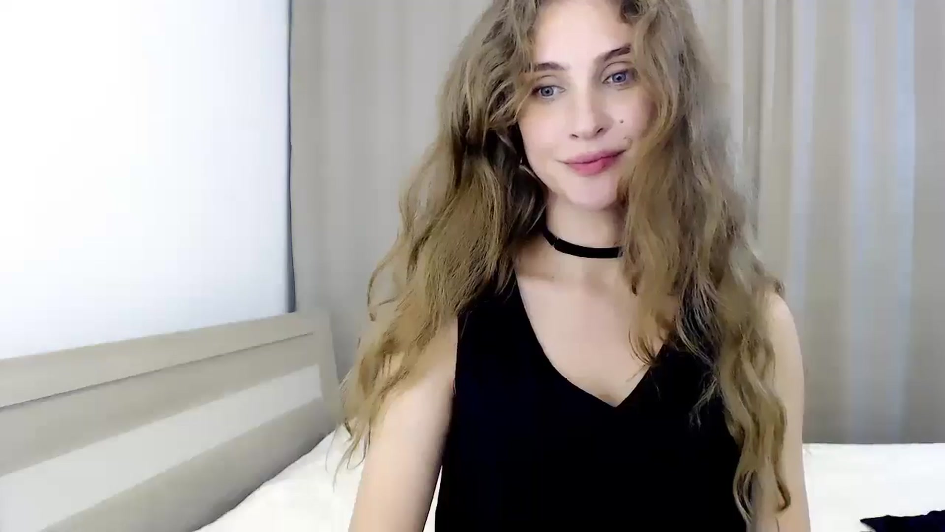 Gallery image thumbnail from CherryChristy's myfreecams stream on, 08/27/2025, 16:20 image 18 of 20