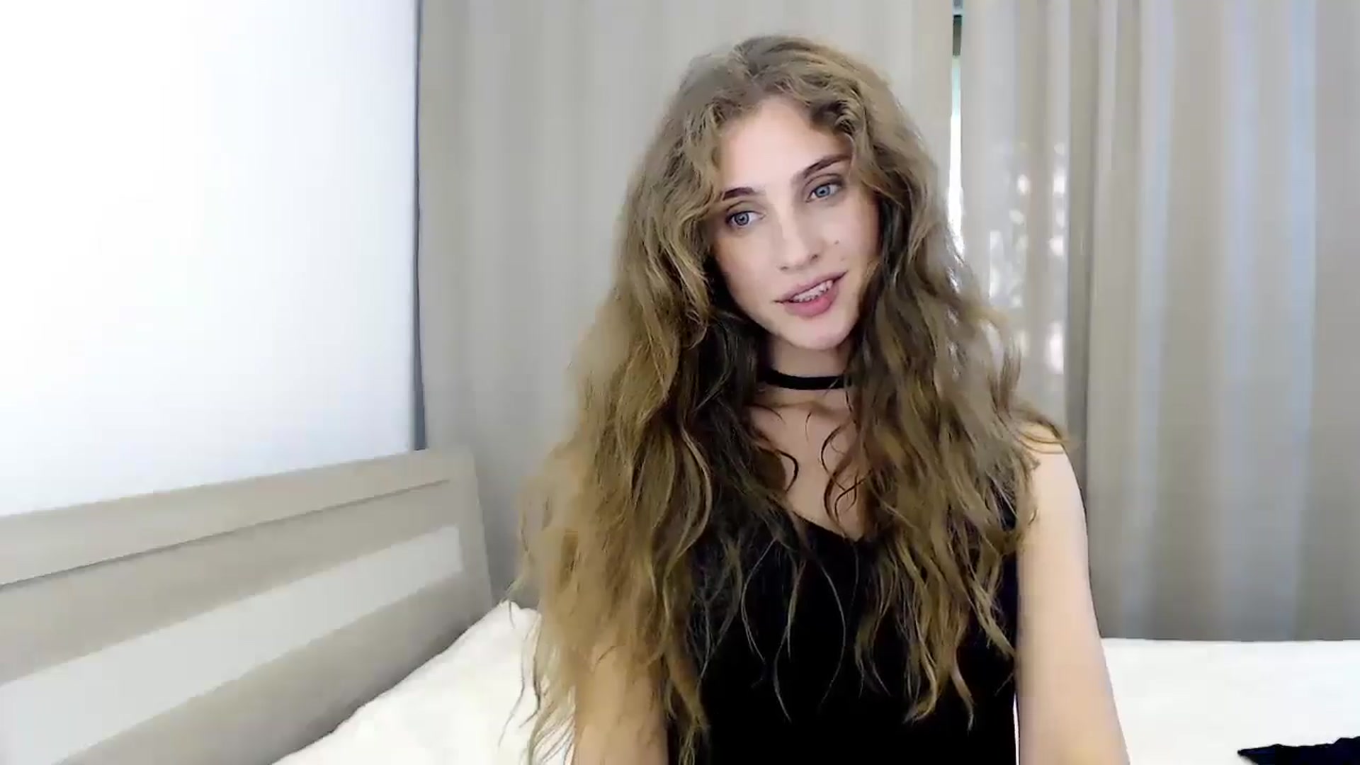 Gallery image thumbnail from CherryChristy's myfreecams stream on, 08/27/2025, 16:20 image 15 of 20