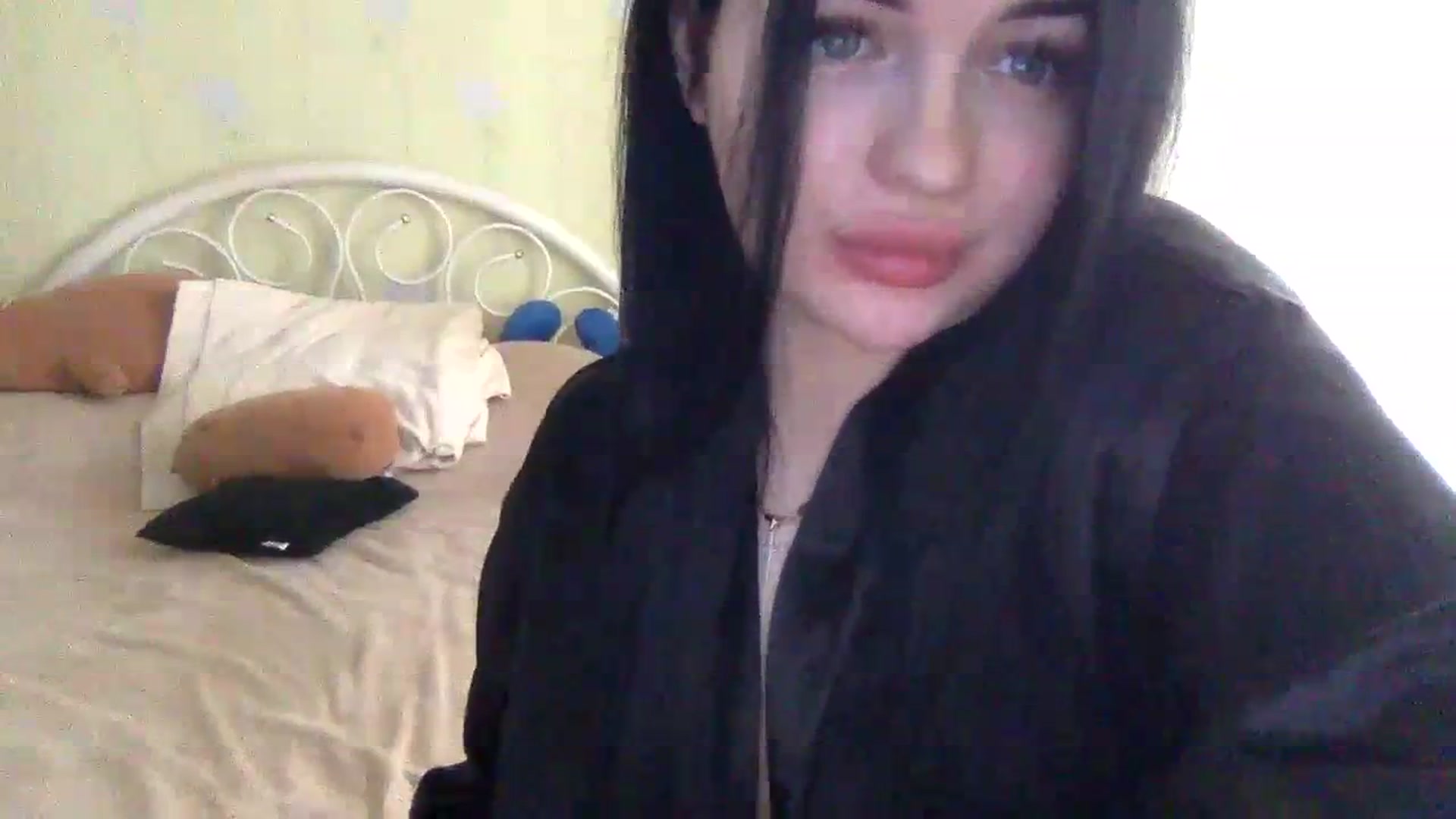 Gallery image thumbnail from CherryEvve's myfreecams stream on, 09/11/2023, 14:29 image 9 of 20