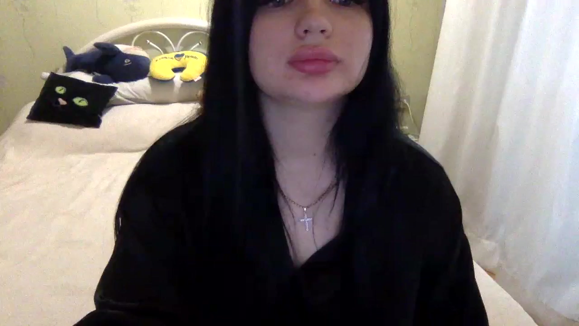 Gallery image thumbnail from CherryEvve's myfreecams stream on, 09/15/2023, 15:00 image 15 of 20