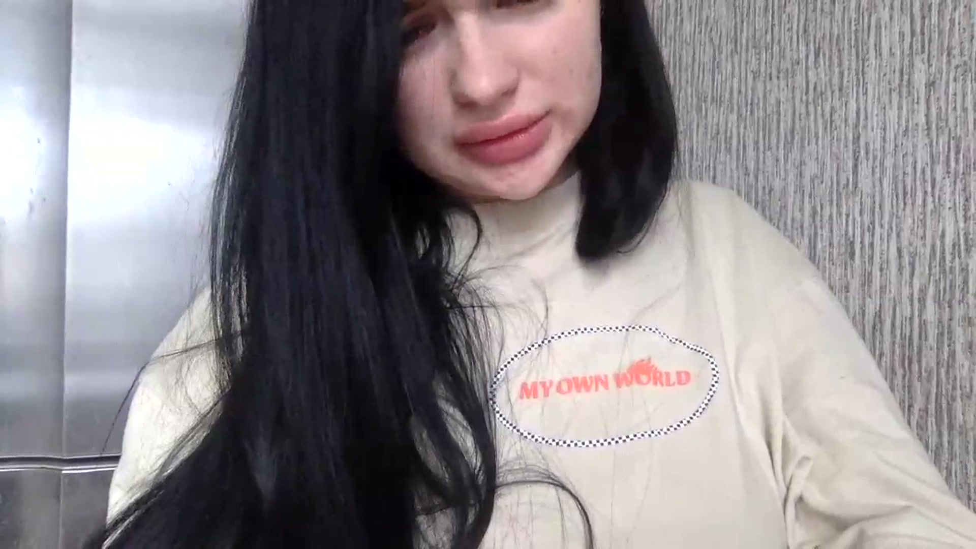 Gallery image thumbnail from CherryEvve's myfreecams stream on, 09/20/2023, 09:32 image 12 of 20