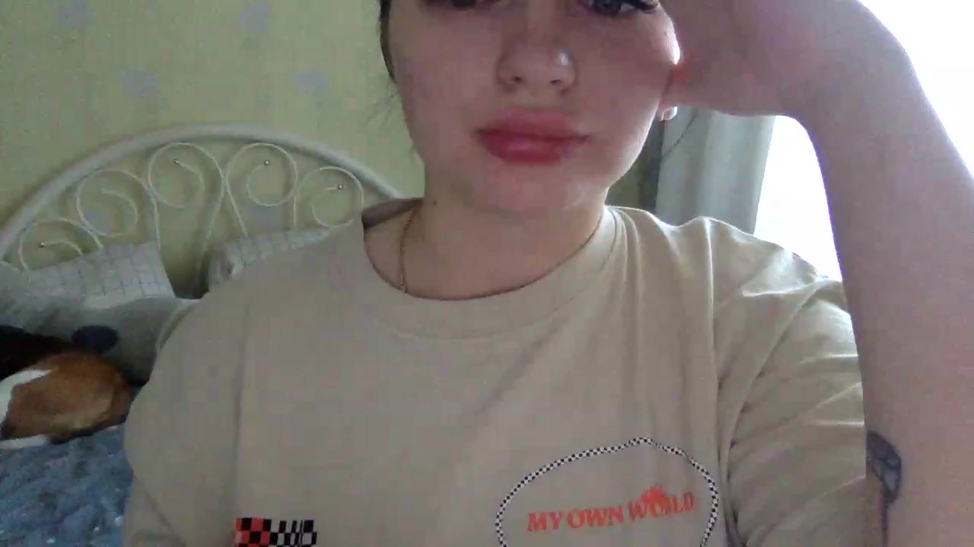 Gallery image thumbnail from CherryEvve's myfreecams stream on, 09/28/2023, 12:57 image 9 of 20