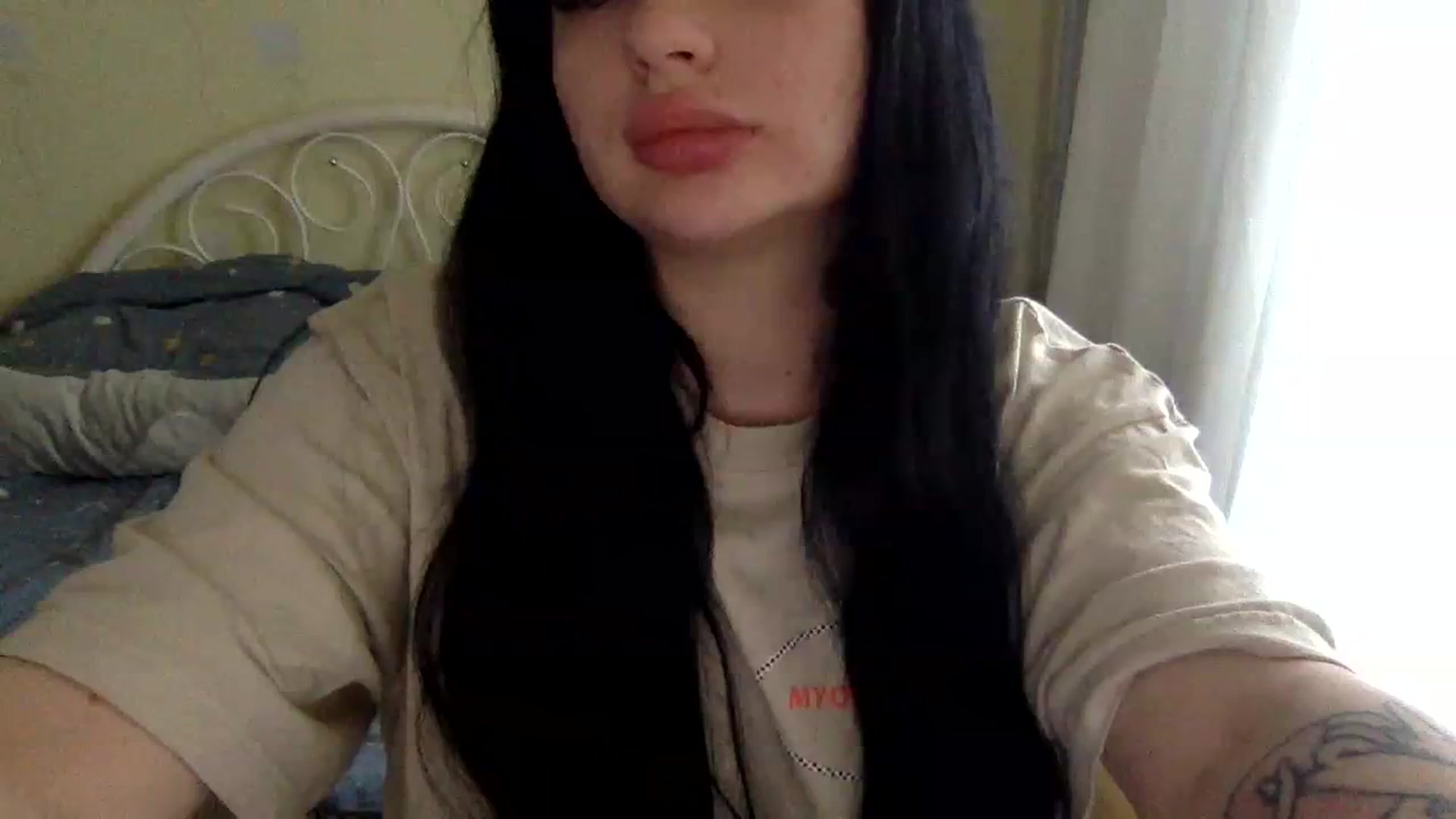 Gallery image thumbnail from CherryEvve's myfreecams stream on, 09/28/2023, 13:32 image 19 of 20