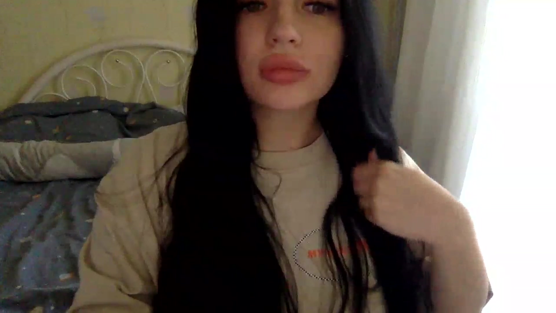 Gallery image thumbnail from CherryEvve's myfreecams stream on, 09/28/2023, 13:32 image 11 of 20