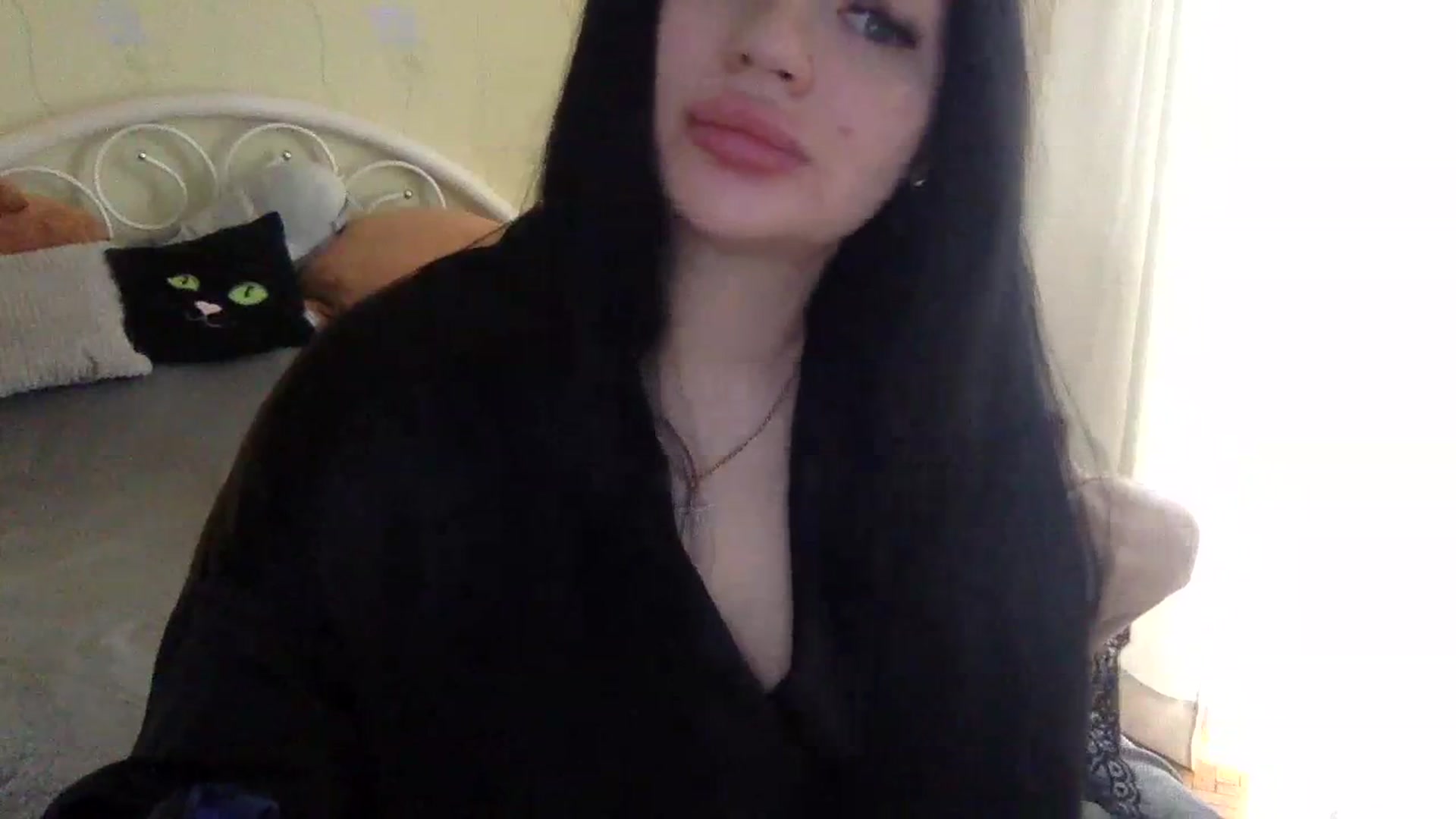 Gallery image thumbnail from CherryEvve's myfreecams stream on, 10/04/2023, 09:42 image 3 of 20
