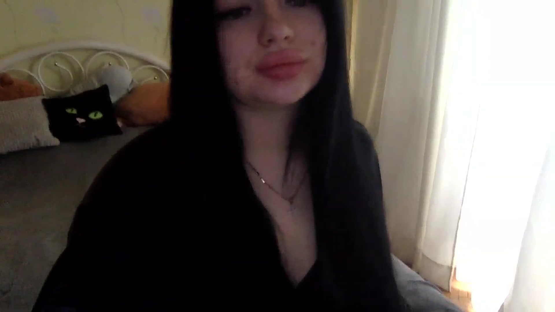 Gallery image thumbnail from CherryEvve's myfreecams stream on, 10/04/2023, 09:42 image 4 of 20