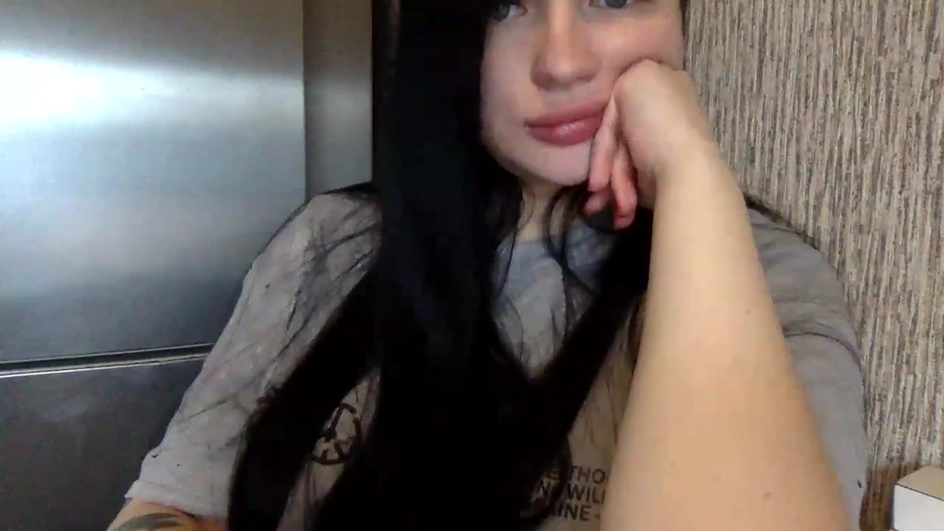 Gallery image thumbnail from CherryEvve's myfreecams stream on, 10/08/2023, 14:35 image 10 of 20