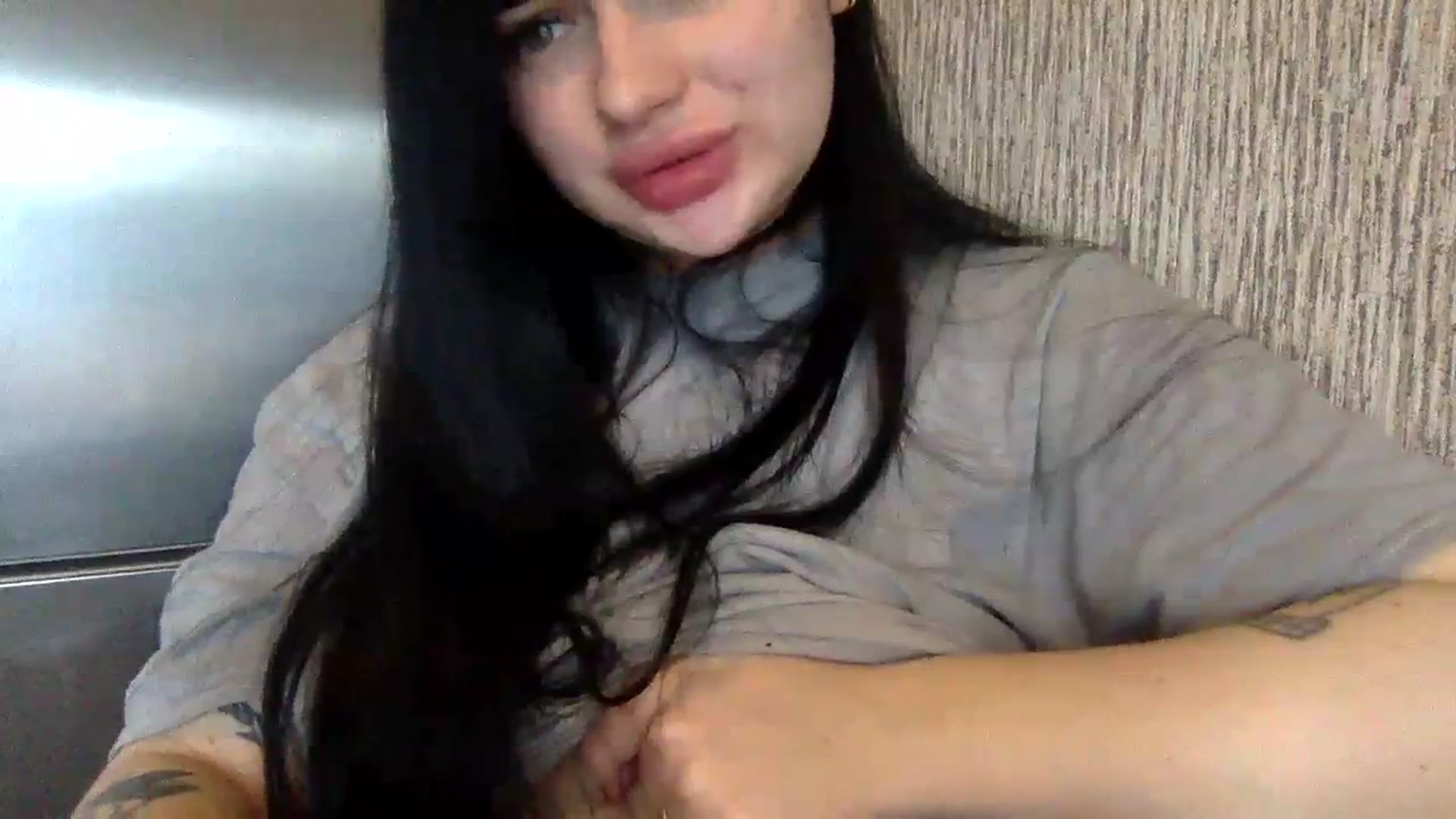 Gallery image thumbnail from CherryEvve's myfreecams stream on, 10/08/2023, 14:35 image 12 of 20