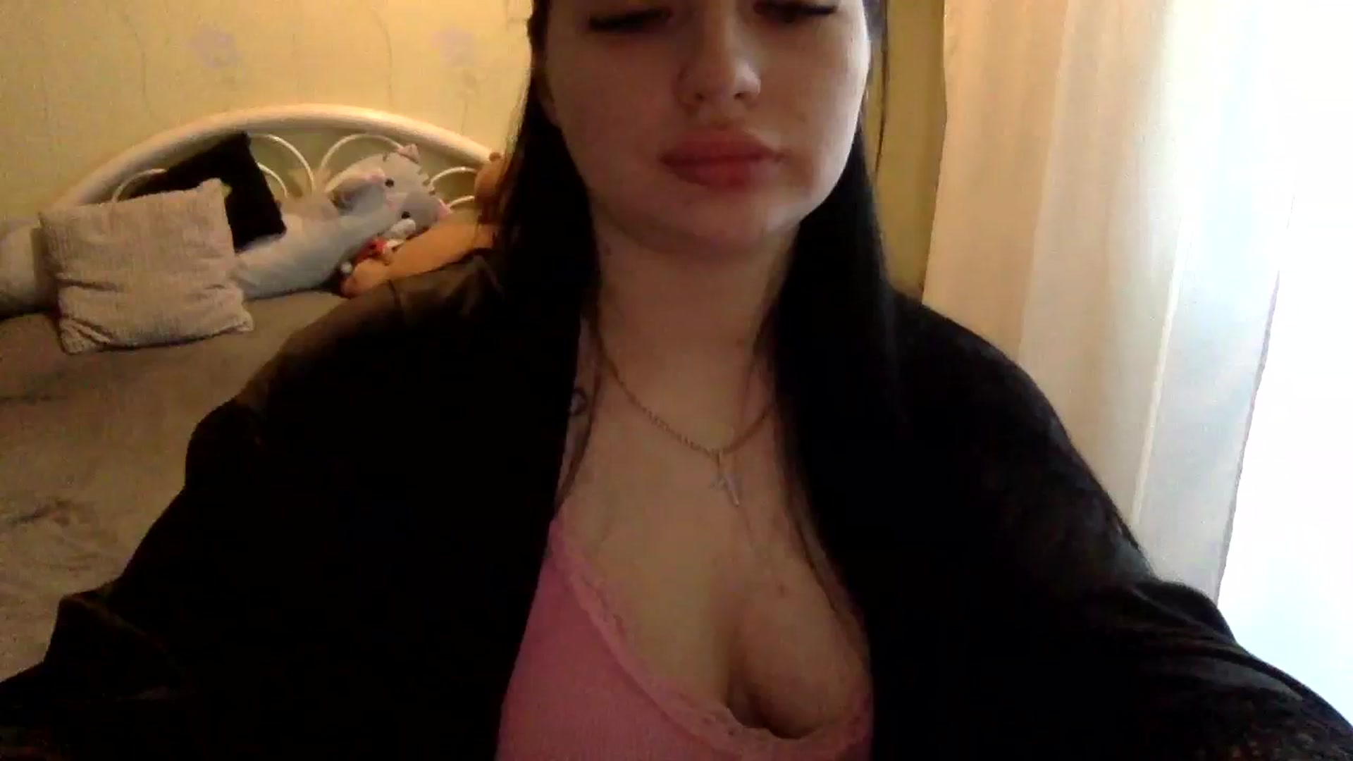 Gallery image thumbnail from CherryEvve's myfreecams stream on, 10/11/2023, 13:59 image 17 of 20