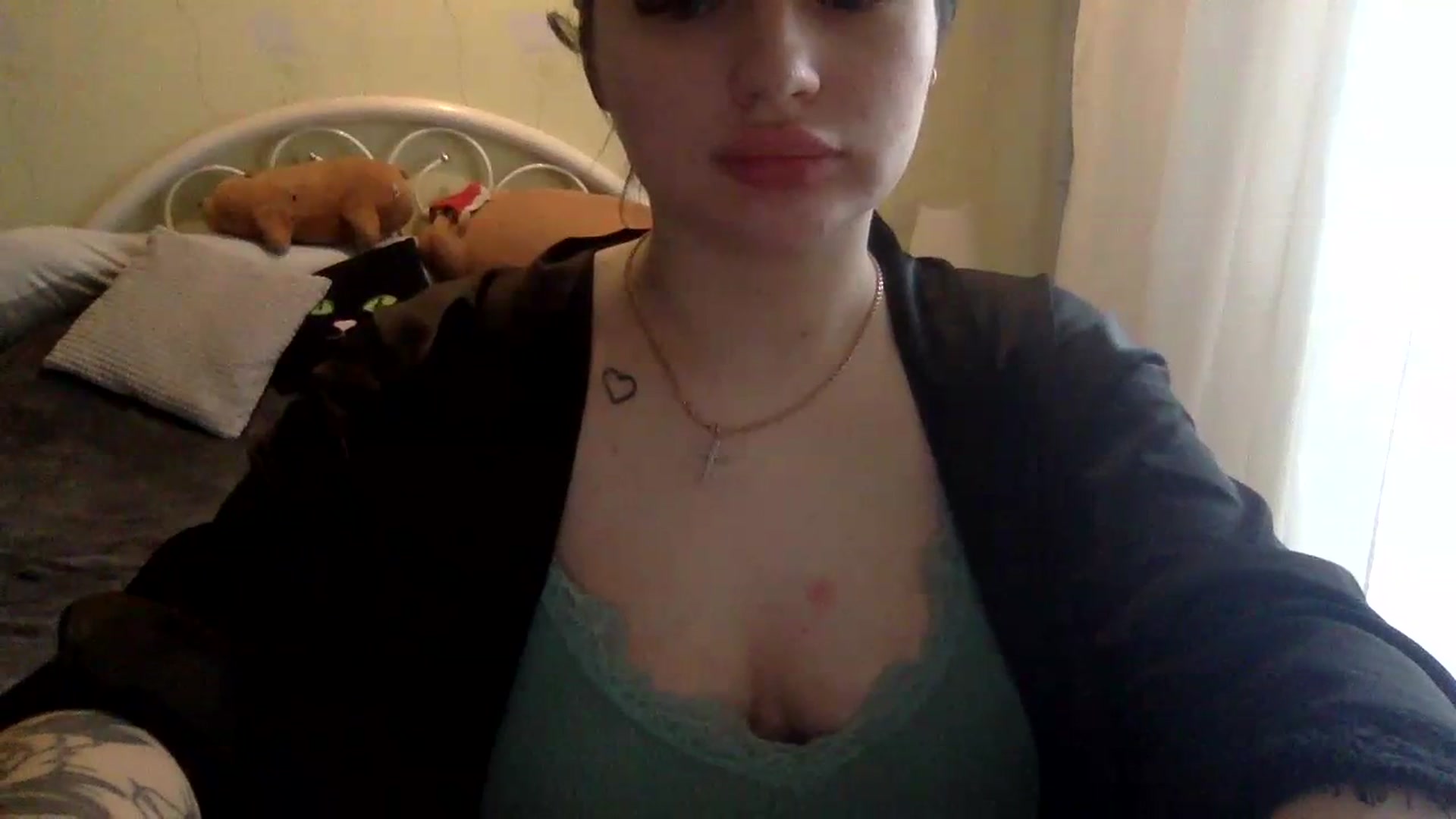 Gallery image thumbnail from CherryEvve's myfreecams stream on, 10/12/2023, 13:05 image 19 of 20