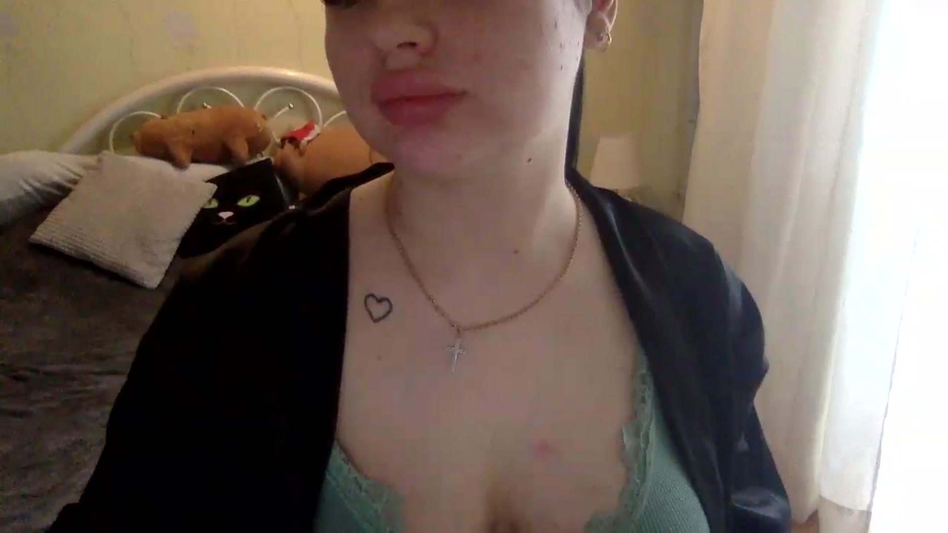 Gallery image thumbnail from CherryEvve's myfreecams stream on, 10/12/2023, 13:05 image 18 of 20