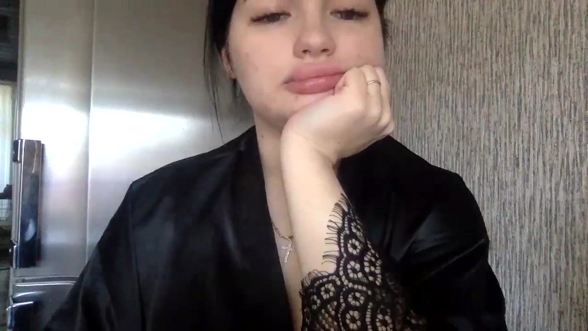 Gallery image thumbnail from CherryEvve's myfreecams stream on, 10/17/2023, 13:01 image 4 of 20