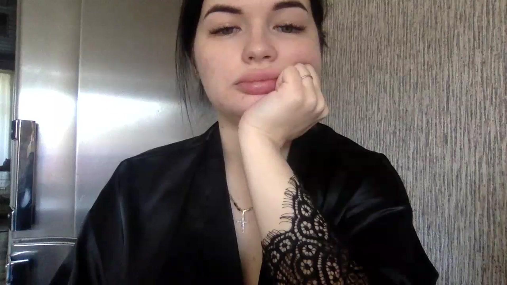 Gallery image thumbnail from CherryEvve's myfreecams stream on, 10/17/2023, 13:01 image 7 of 20