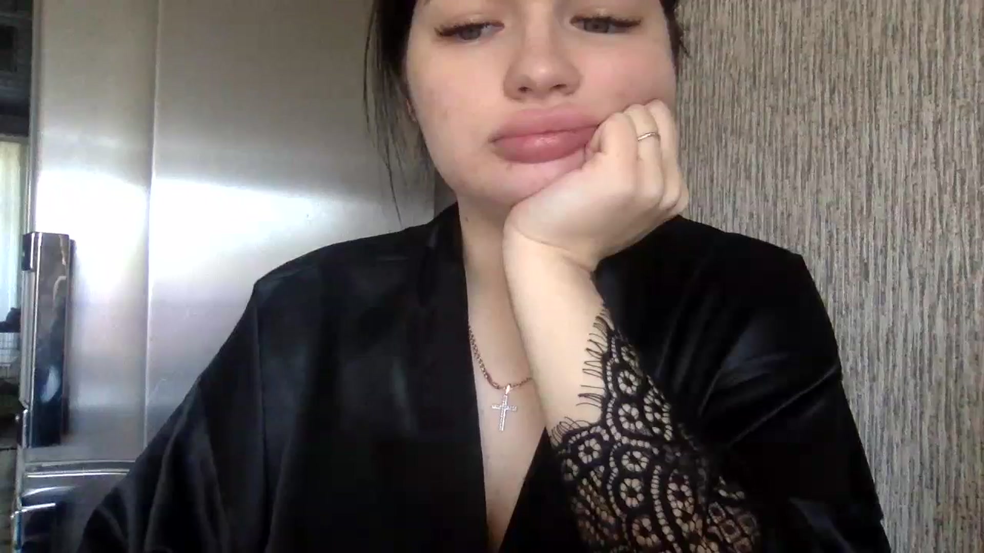 Gallery image thumbnail from CherryEvve's myfreecams stream on, 10/17/2023, 13:01 image 2 of 20