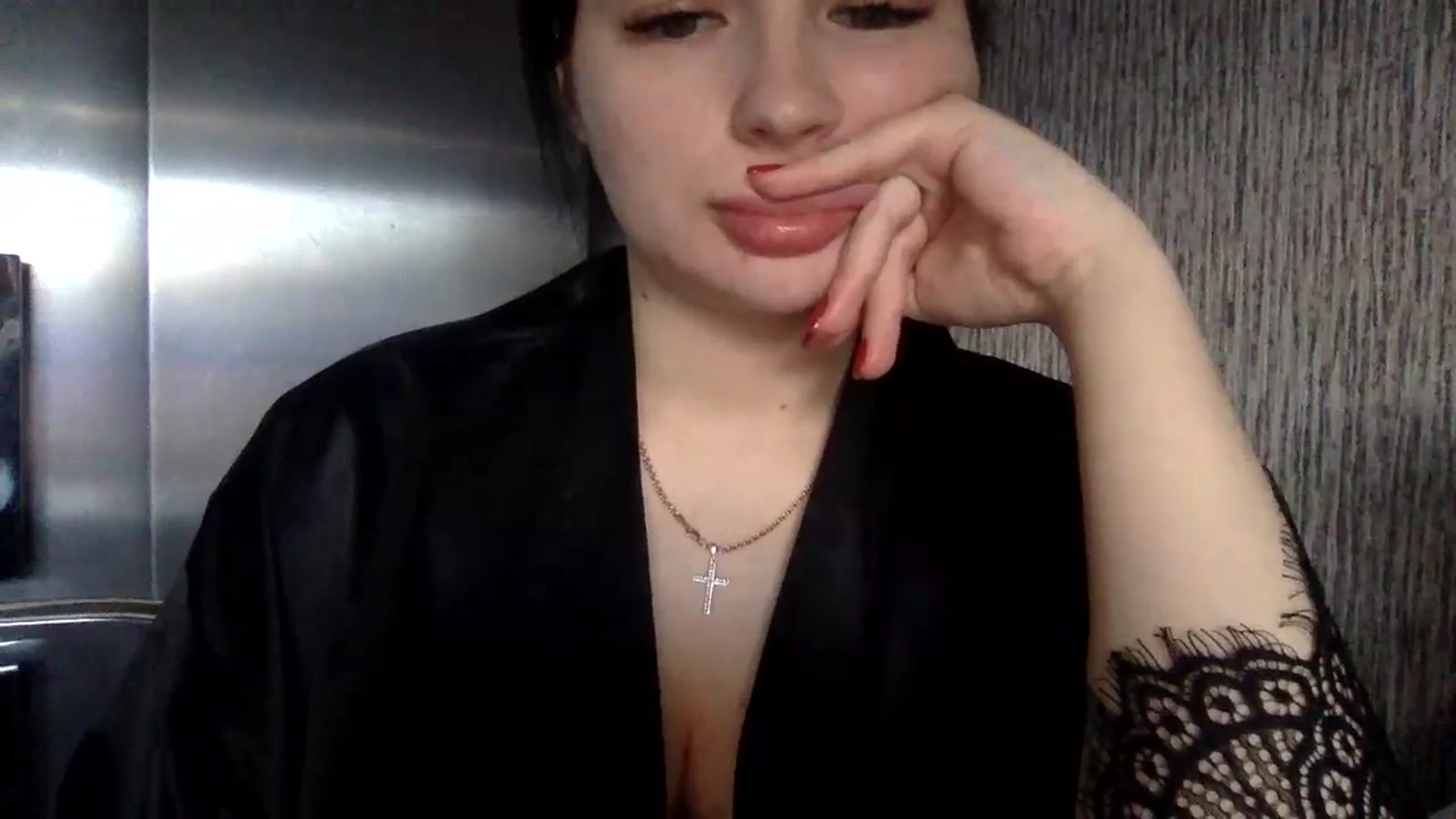 Gallery image thumbnail from CherryEvve's myfreecams stream on, 10/17/2023, 13:01 image 15 of 20