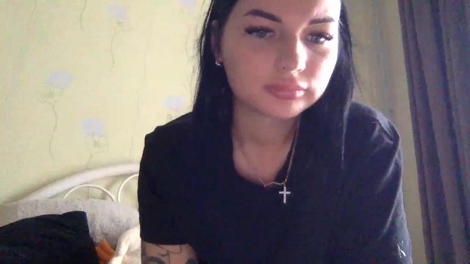 Gallery image thumbnail from CherryEvve's myfreecams stream on, 05/21/2024, 10:27 image 7 of 20