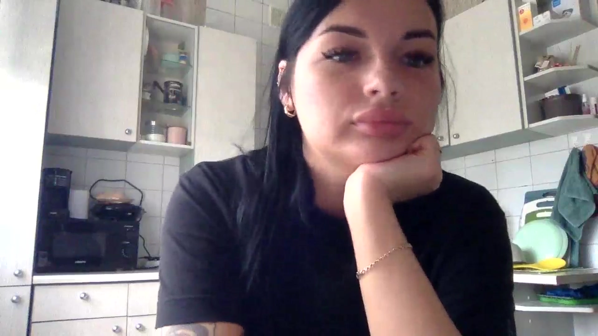 Gallery image thumbnail from CherryEvve's myfreecams stream on, 05/21/2024, 11:09 image 12 of 20