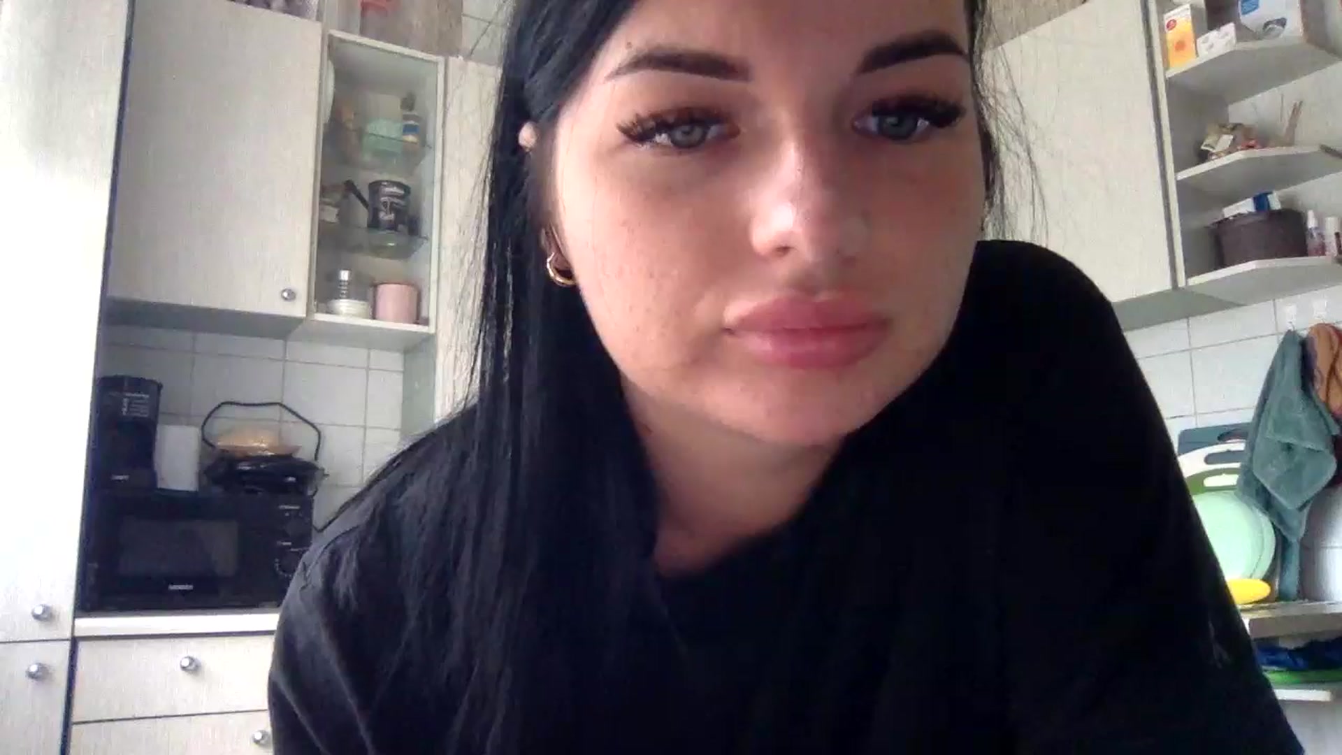 Gallery image thumbnail from CherryEvve's myfreecams stream on, 05/21/2024, 11:09 image 16 of 20