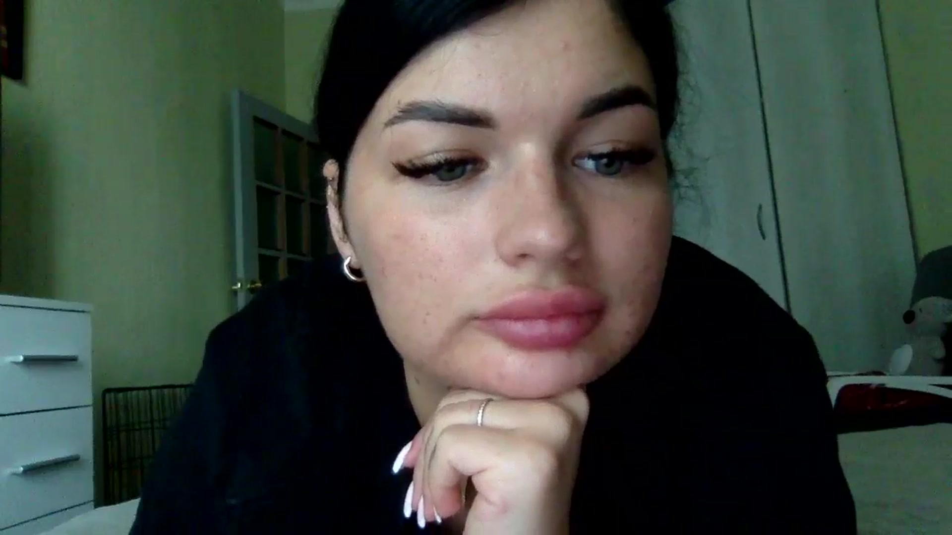 Gallery image thumbnail from CherryEvve's myfreecams stream on, 05/27/2024, 16:33 image 10 of 20