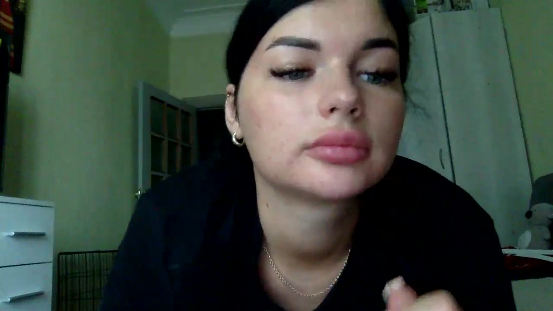 Gallery image thumbnail from CherryEvve's myfreecams stream on, 05/27/2024, 16:33 image 7 of 20