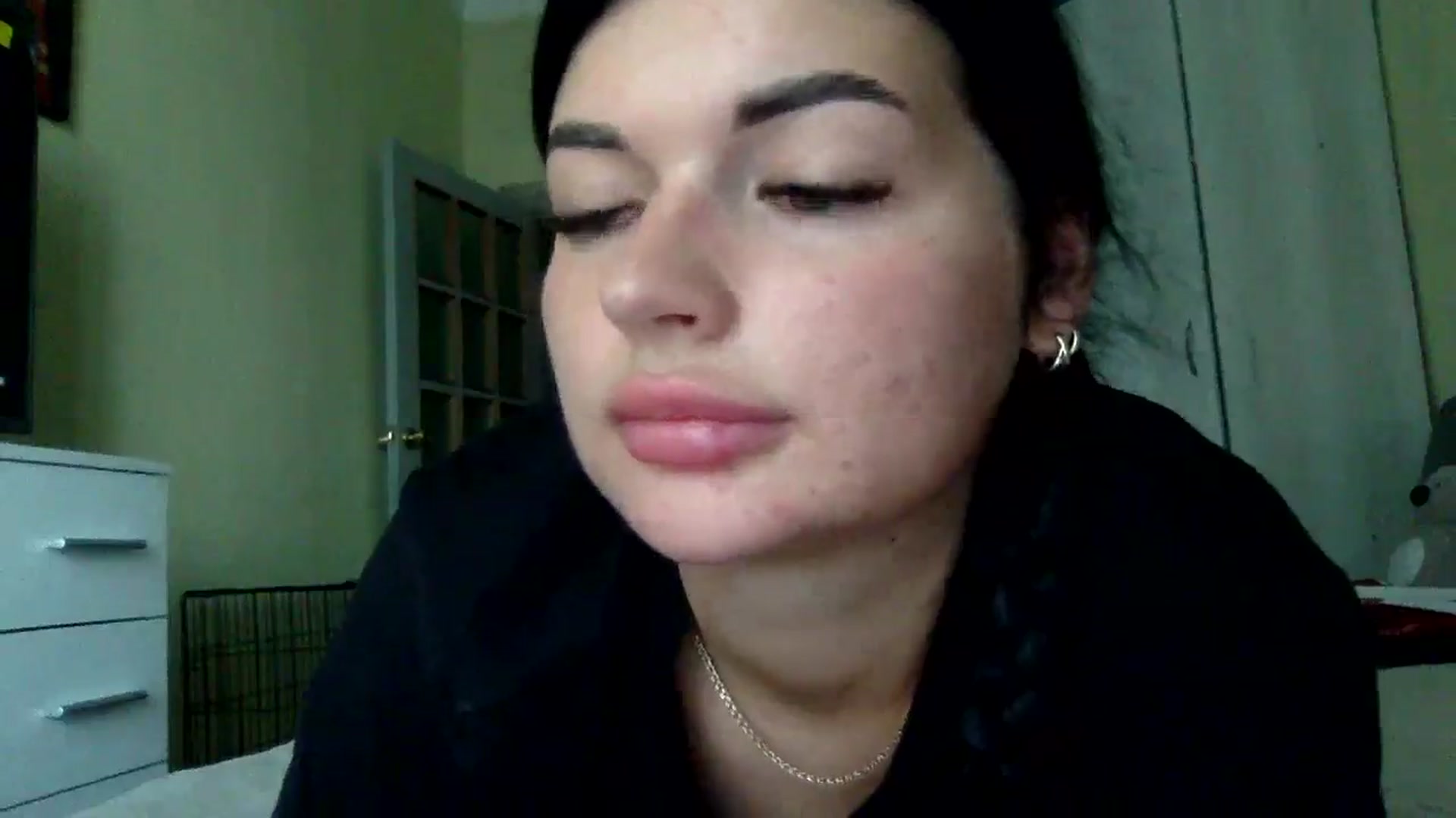 Gallery image thumbnail from CherryEvve's myfreecams stream on, 05/27/2024, 16:33 image 11 of 20
