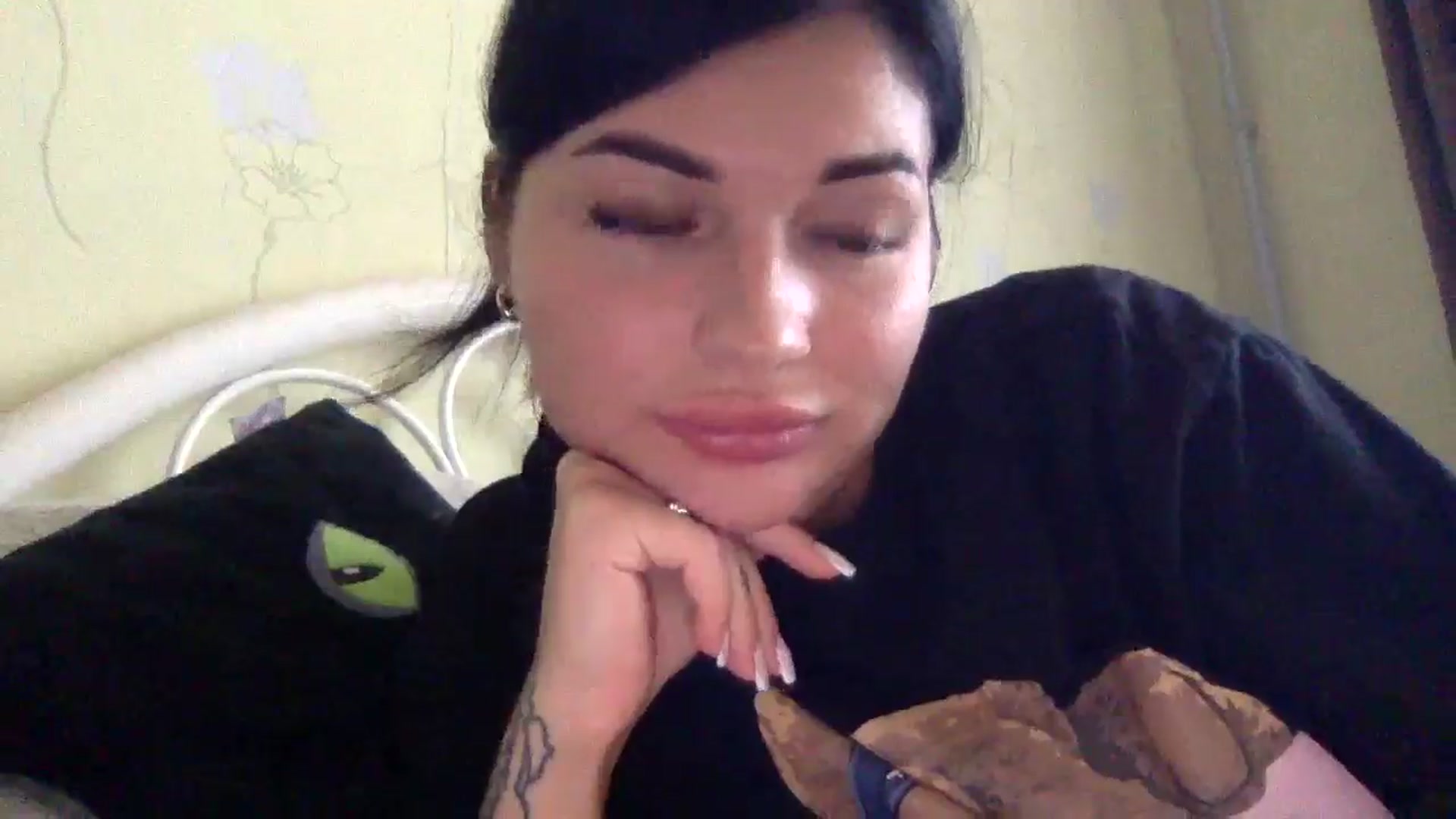 Gallery image thumbnail from CherryEvve's myfreecams stream on, 05/31/2024, 11:43 image 7 of 20