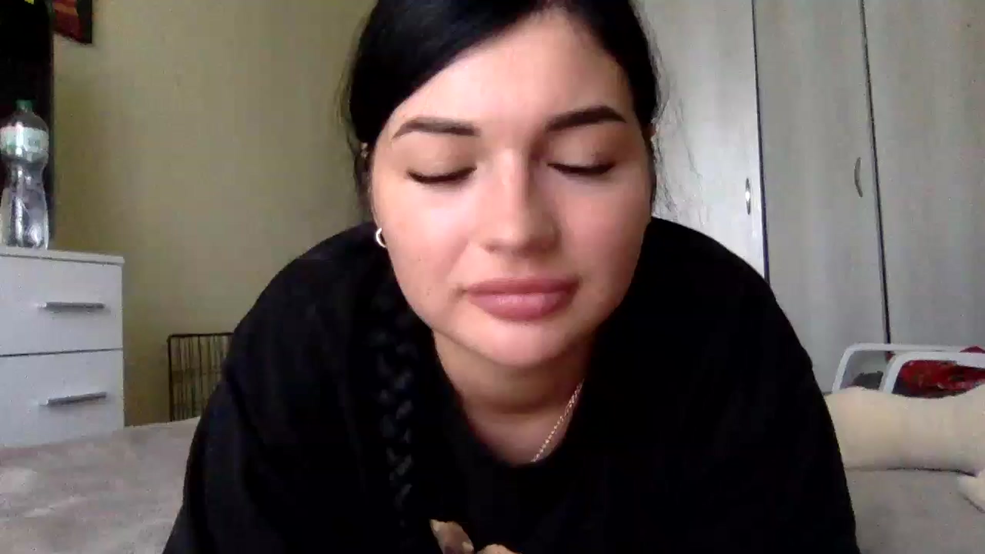 Gallery image thumbnail from CherryEvve's myfreecams stream on, 05/31/2024, 11:43 image 16 of 20